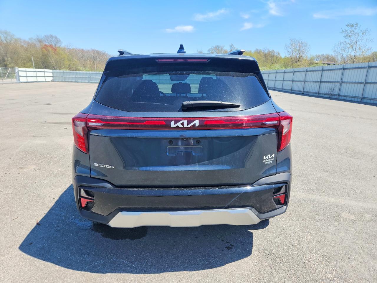 2024 Kia Seltos Ex Gray vin: KNDERCAA2R7527062