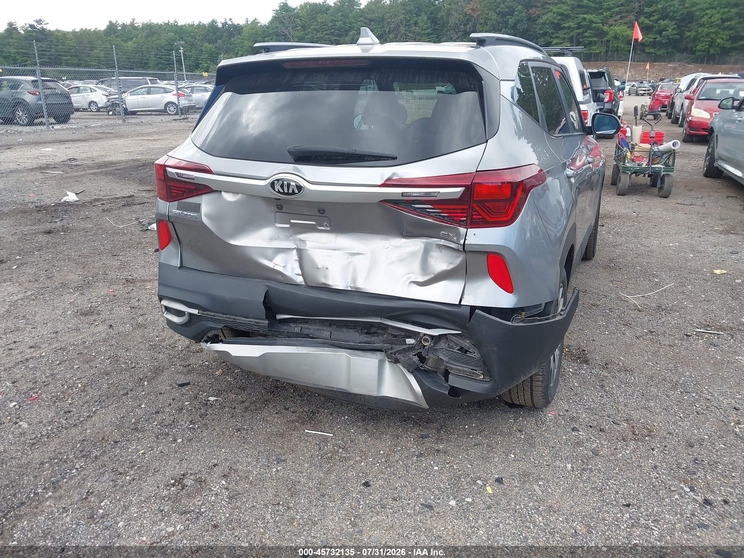 2021 Kia Seltos Ex White vin: KNDERCAA3M7092996