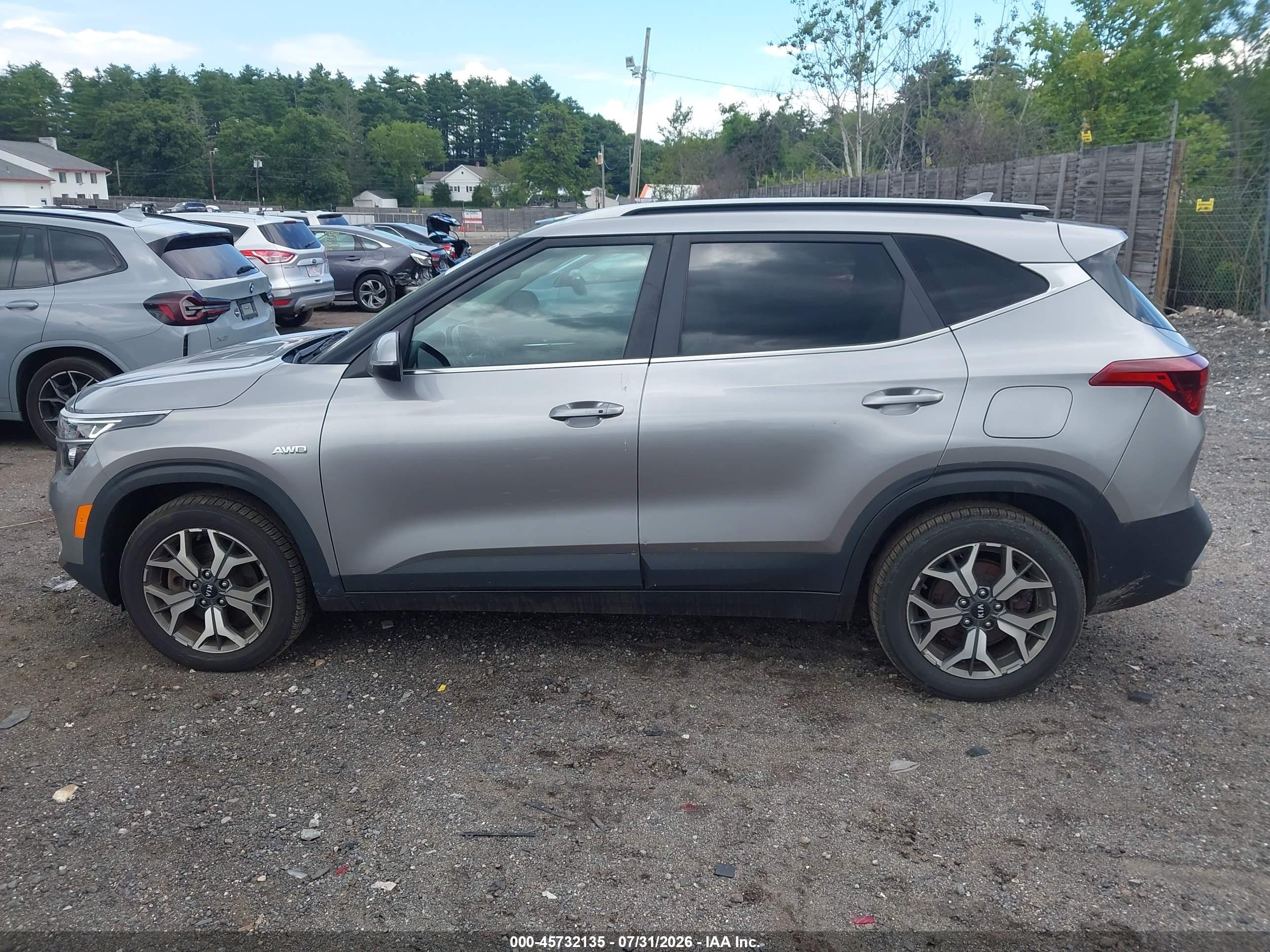 2021 Kia Seltos Ex White vin: KNDERCAA3M7092996