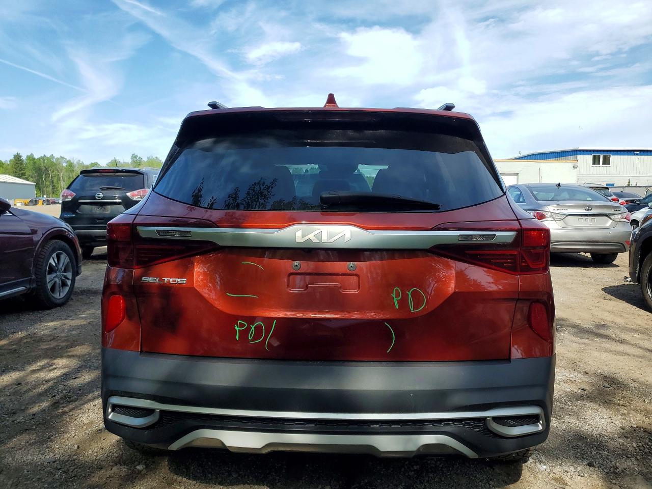 2022 Kia Seltos Ex Burgundy vin: KNDERCAA3N7289474
