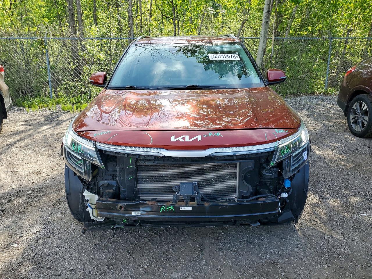 2022 Kia Seltos Ex Burgundy vin: KNDERCAA3N7289474