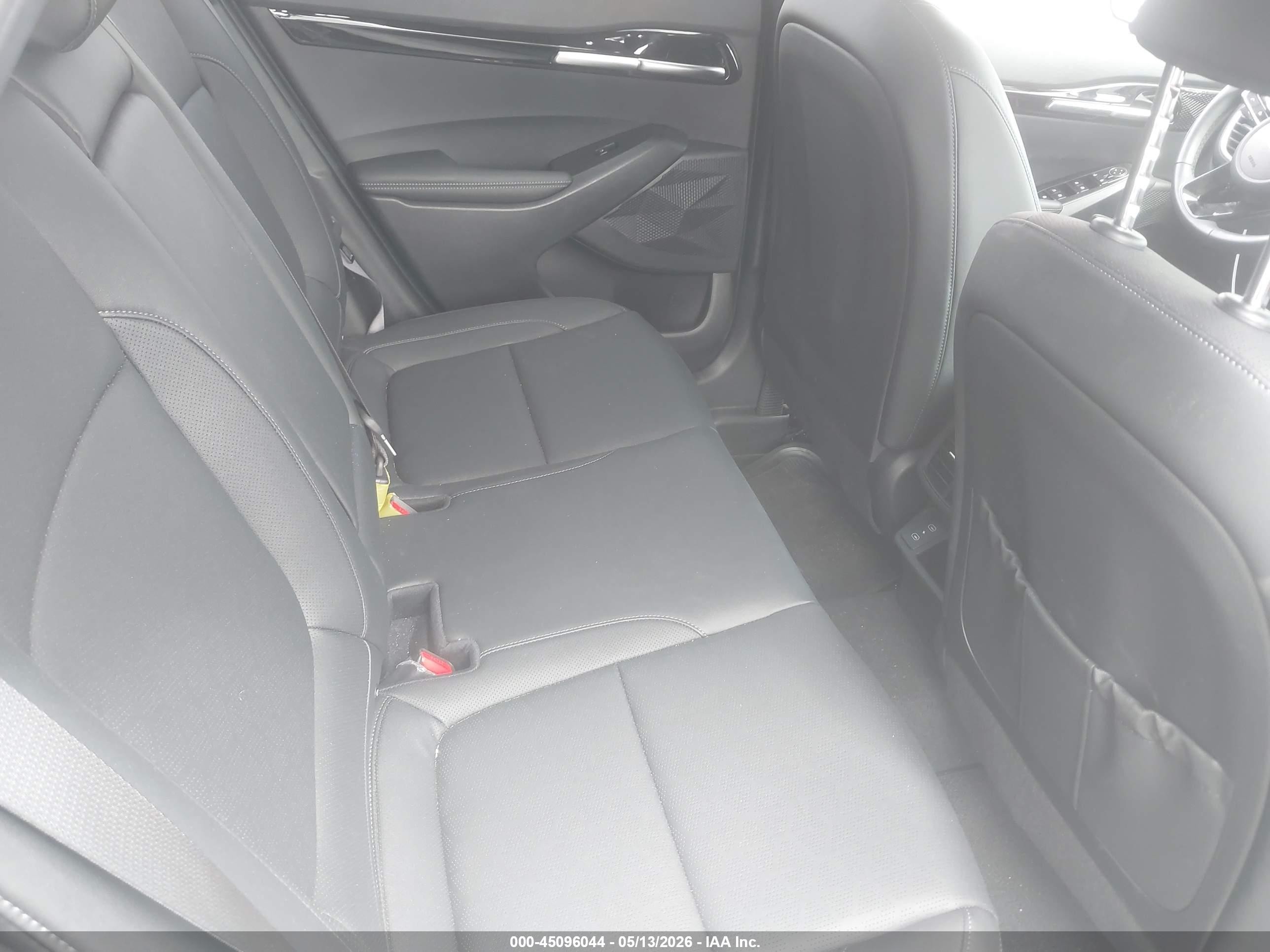 2025 Kia Seltos Ex White vin: KNDERCAA7S7678694