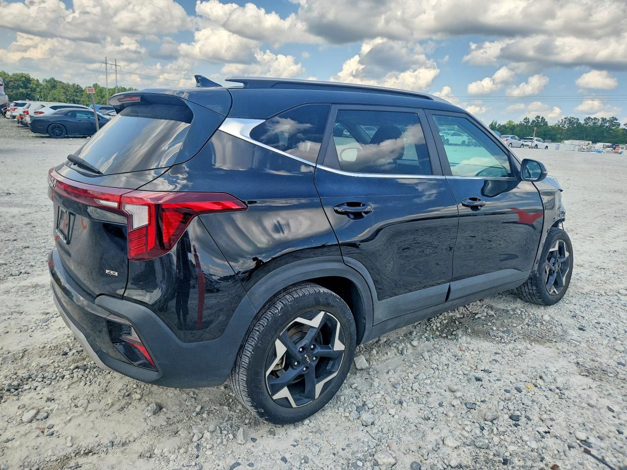 2024 Kia Seltos Ex Black vin: KNDERCAA8R7632429
