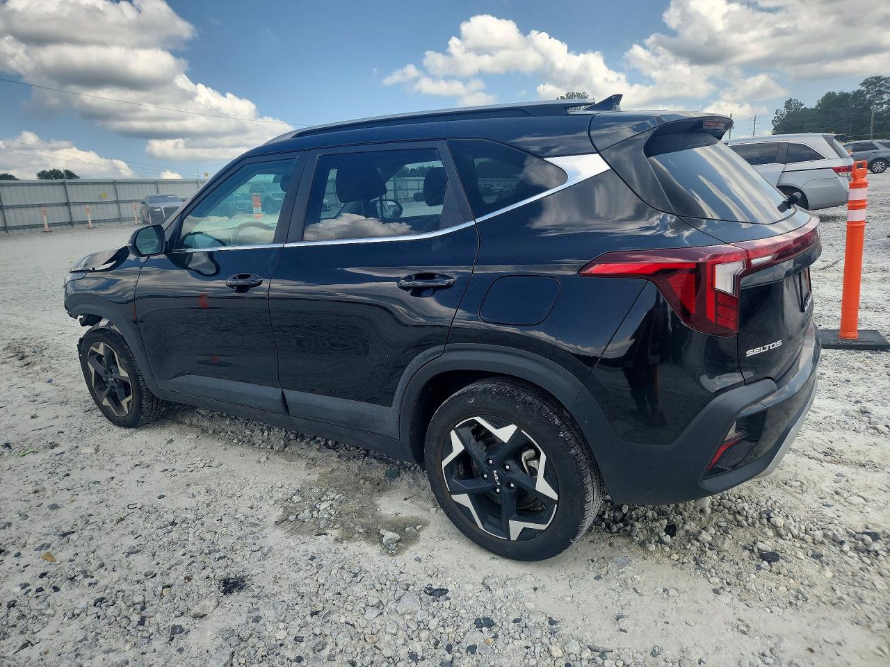 2024 Kia Seltos Ex Black vin: KNDERCAA8R7632429