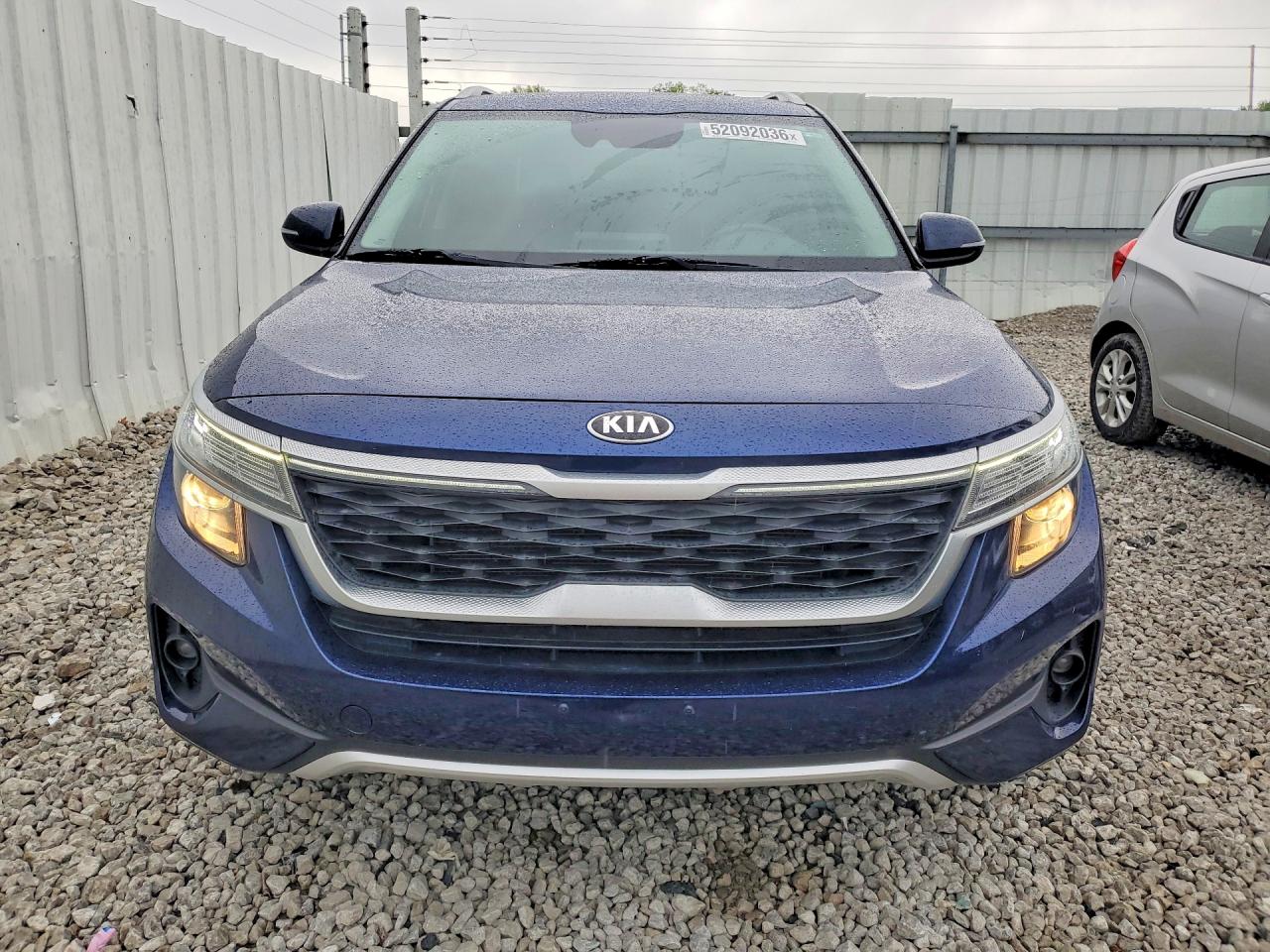 2021 Kia Seltos Ex Blue vin: KNDERCAA9M7095479