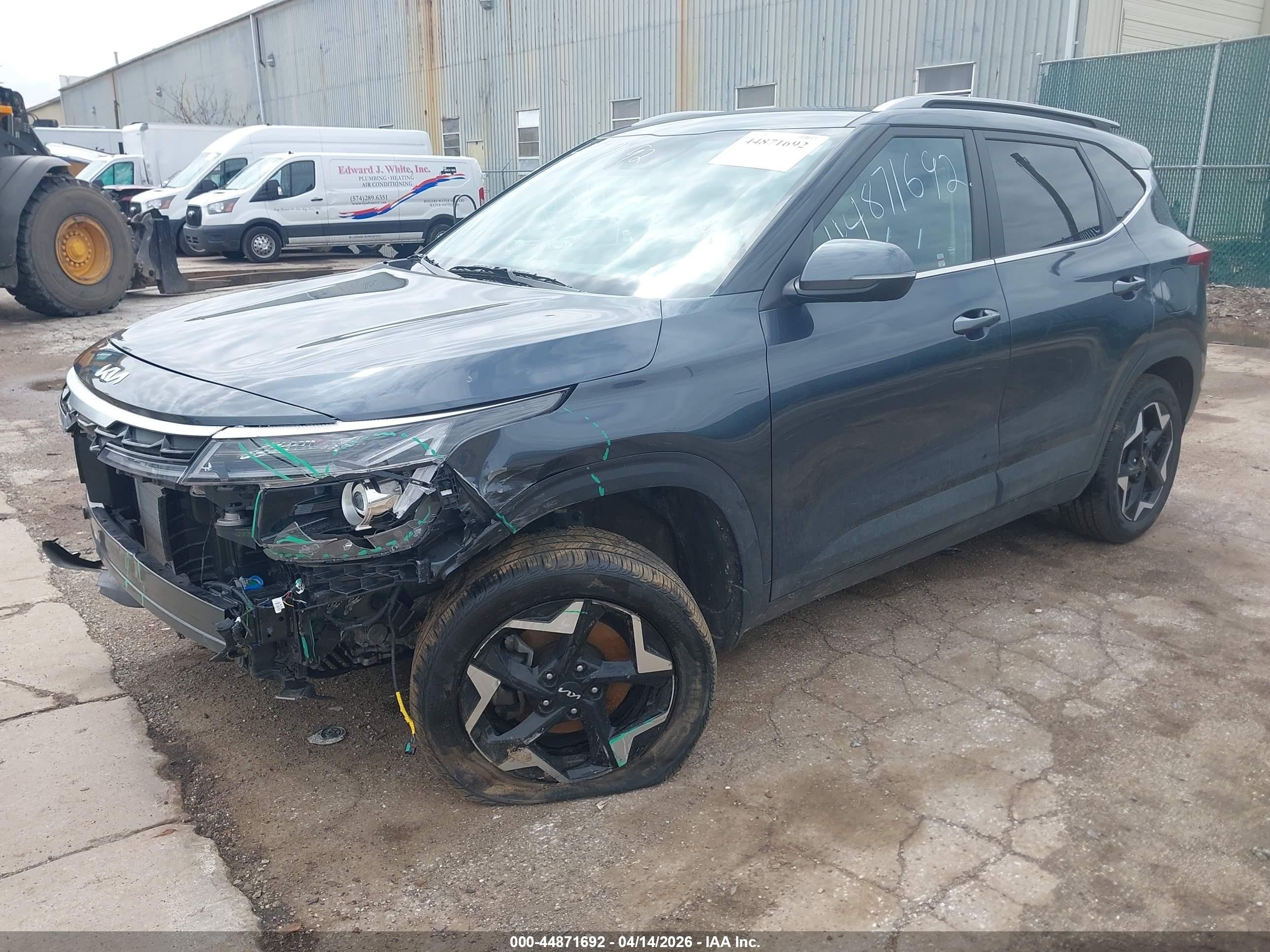 2024 Kia Seltos Ex Gray vin: KNDERCAA9R7646016