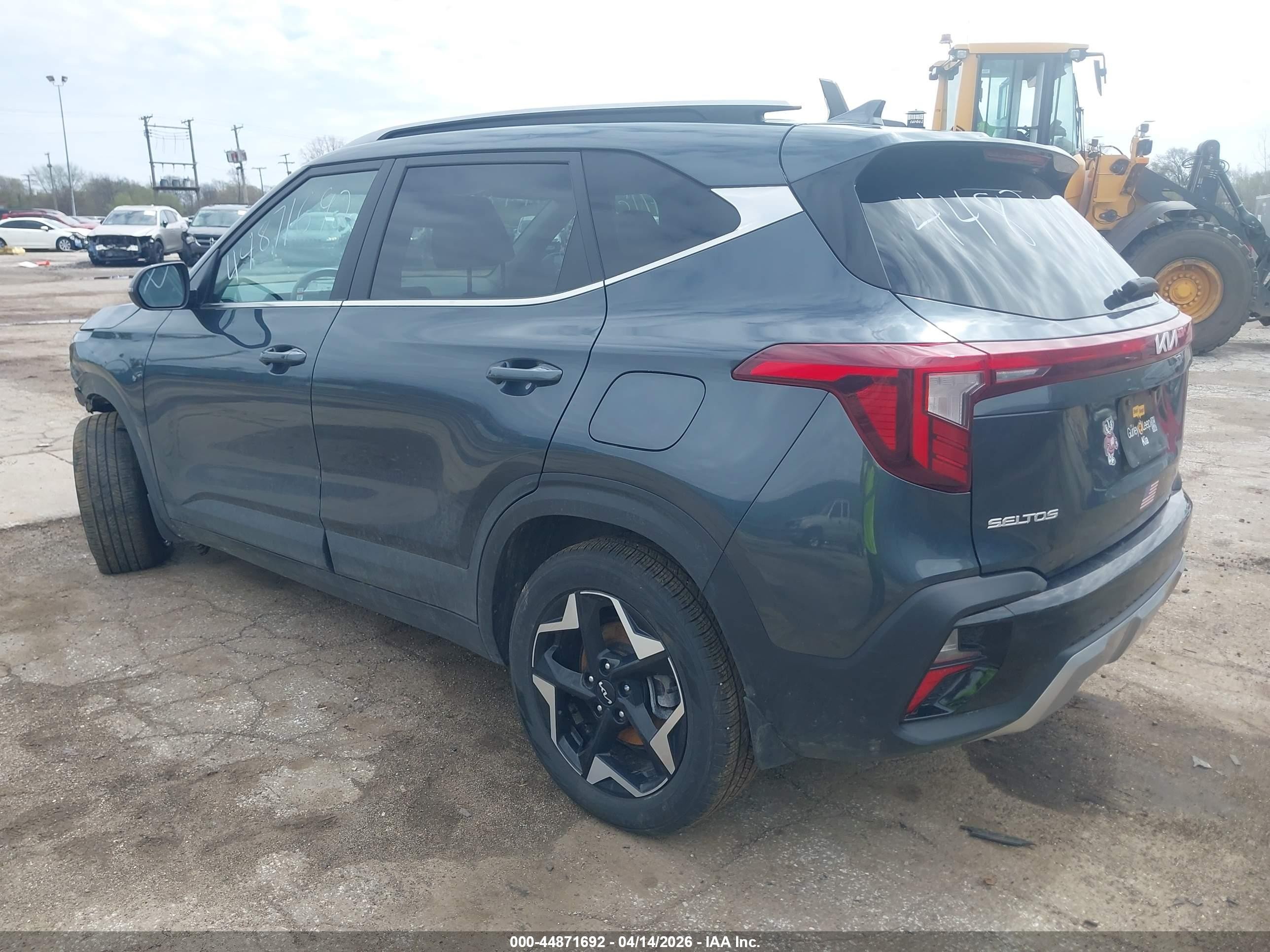 2024 Kia Seltos Ex Gray vin: KNDERCAA9R7646016