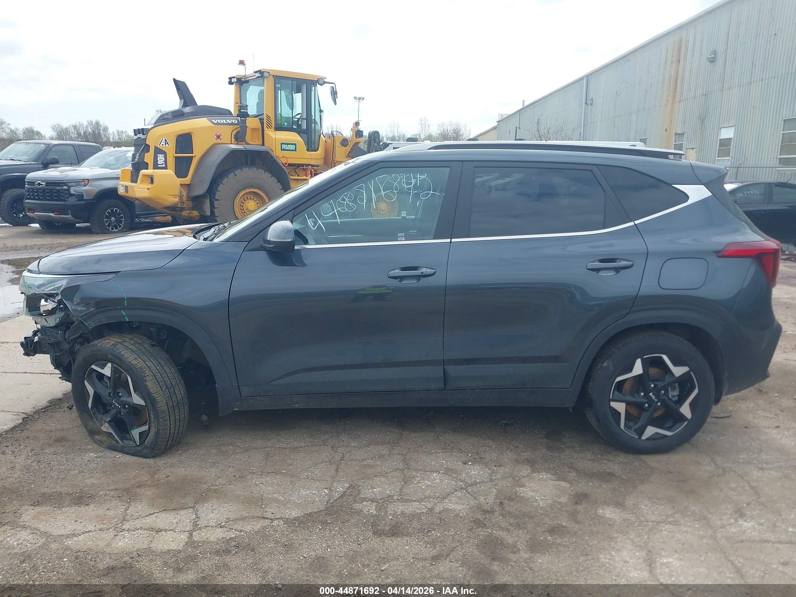 2024 Kia Seltos Ex Gray vin: KNDERCAA9R7646016