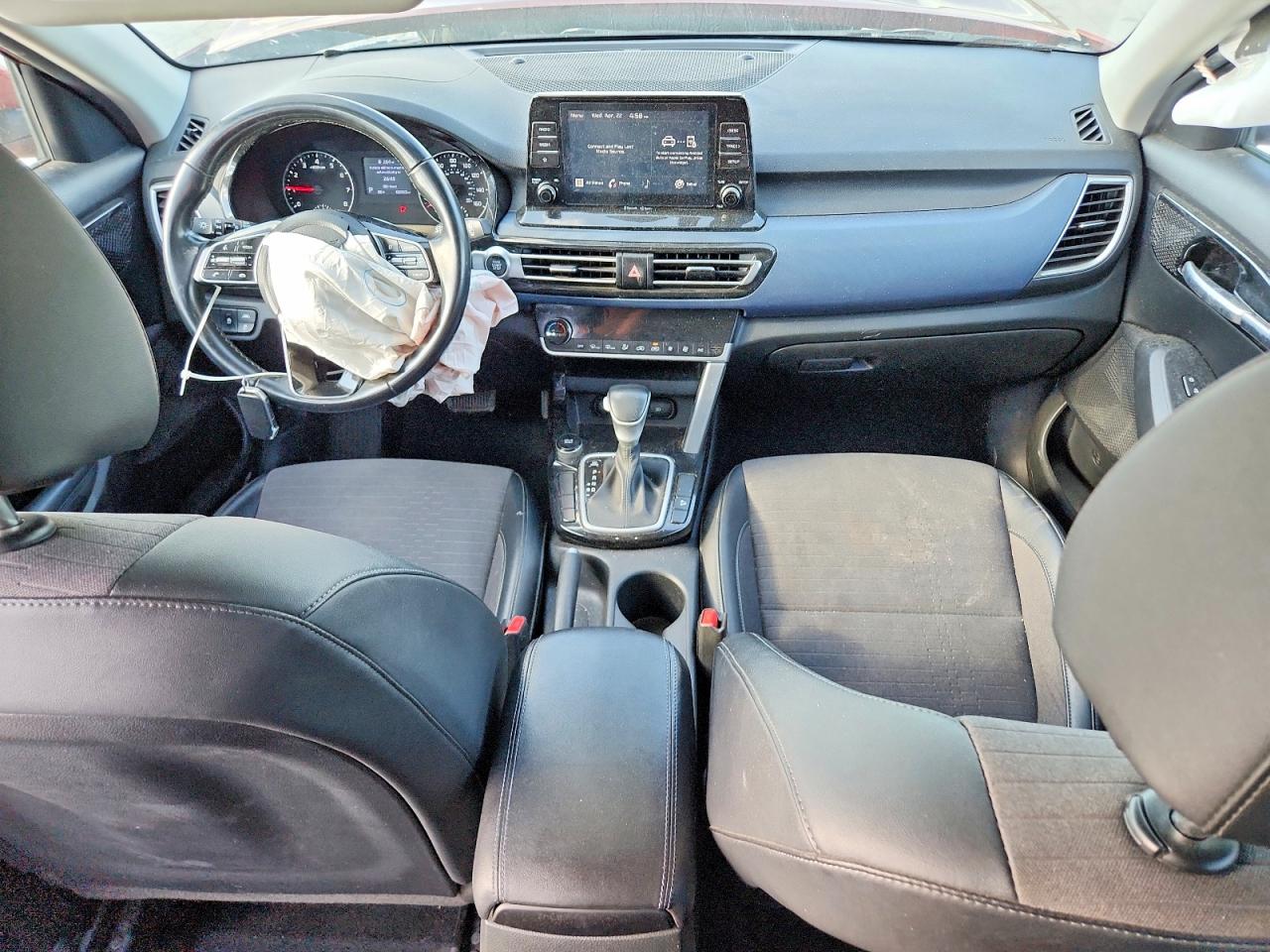 2023 Kia Seltos S Orange vin: KNDEU2AA0P7440041