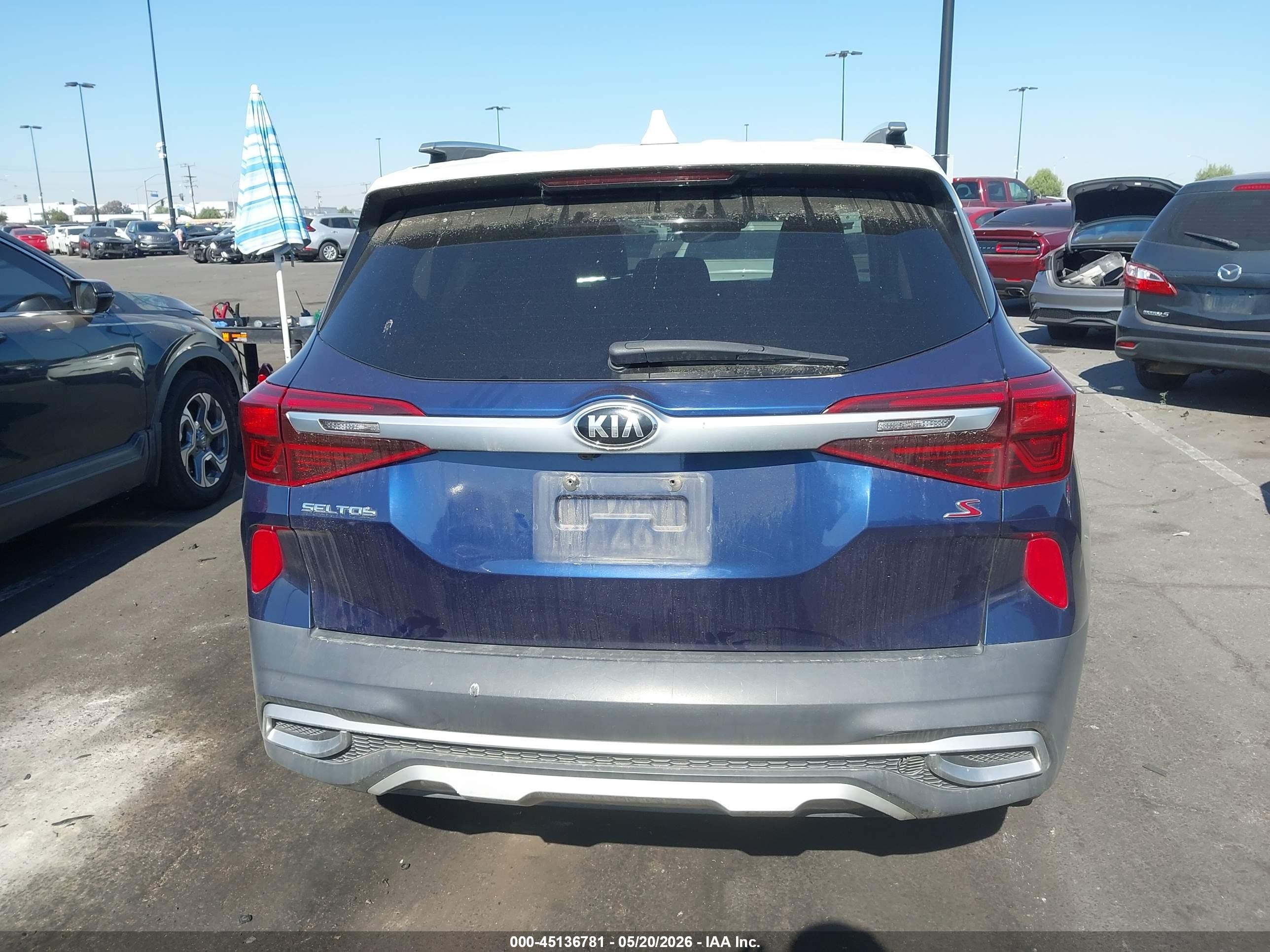 2021 Kia Seltos S Синий vin: KNDEU2AA2M7049260