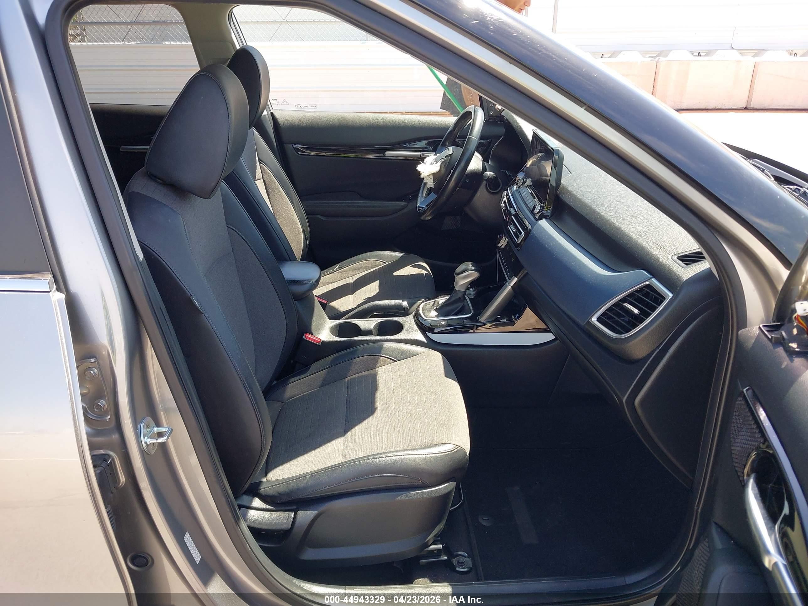 2022 Kia Seltos S Gray vin: KNDEU2AA3N7266060