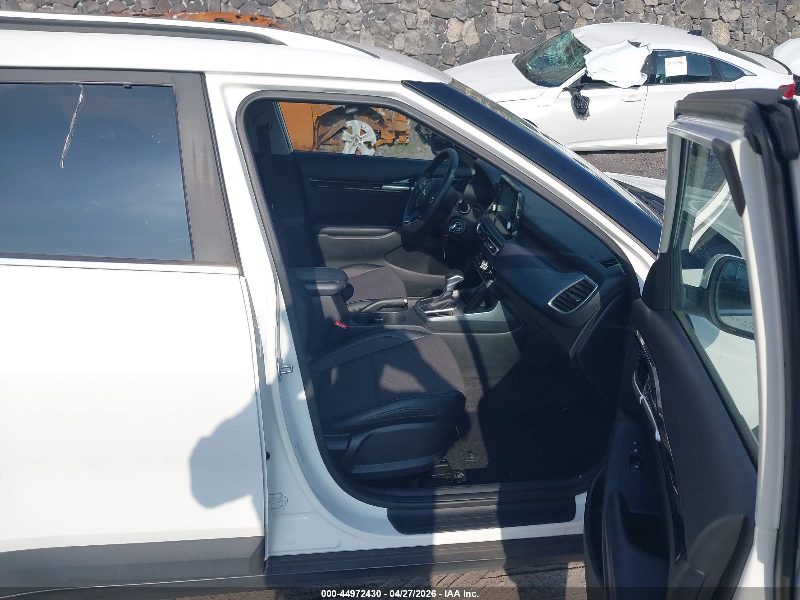 2021 Kia Seltos S White vin: KNDEU2AA6M7057085