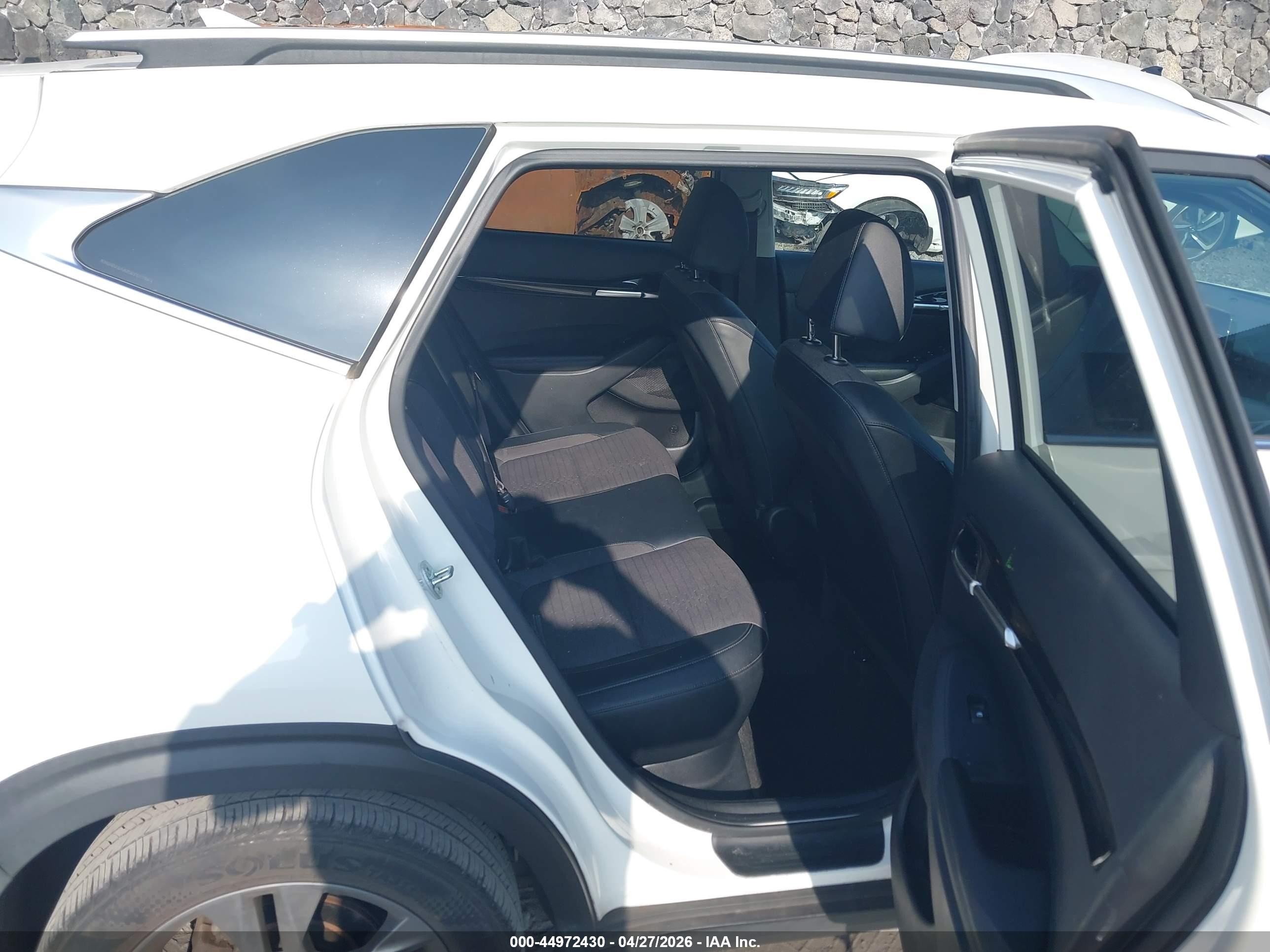2021 Kia Seltos S White vin: KNDEU2AA6M7057085