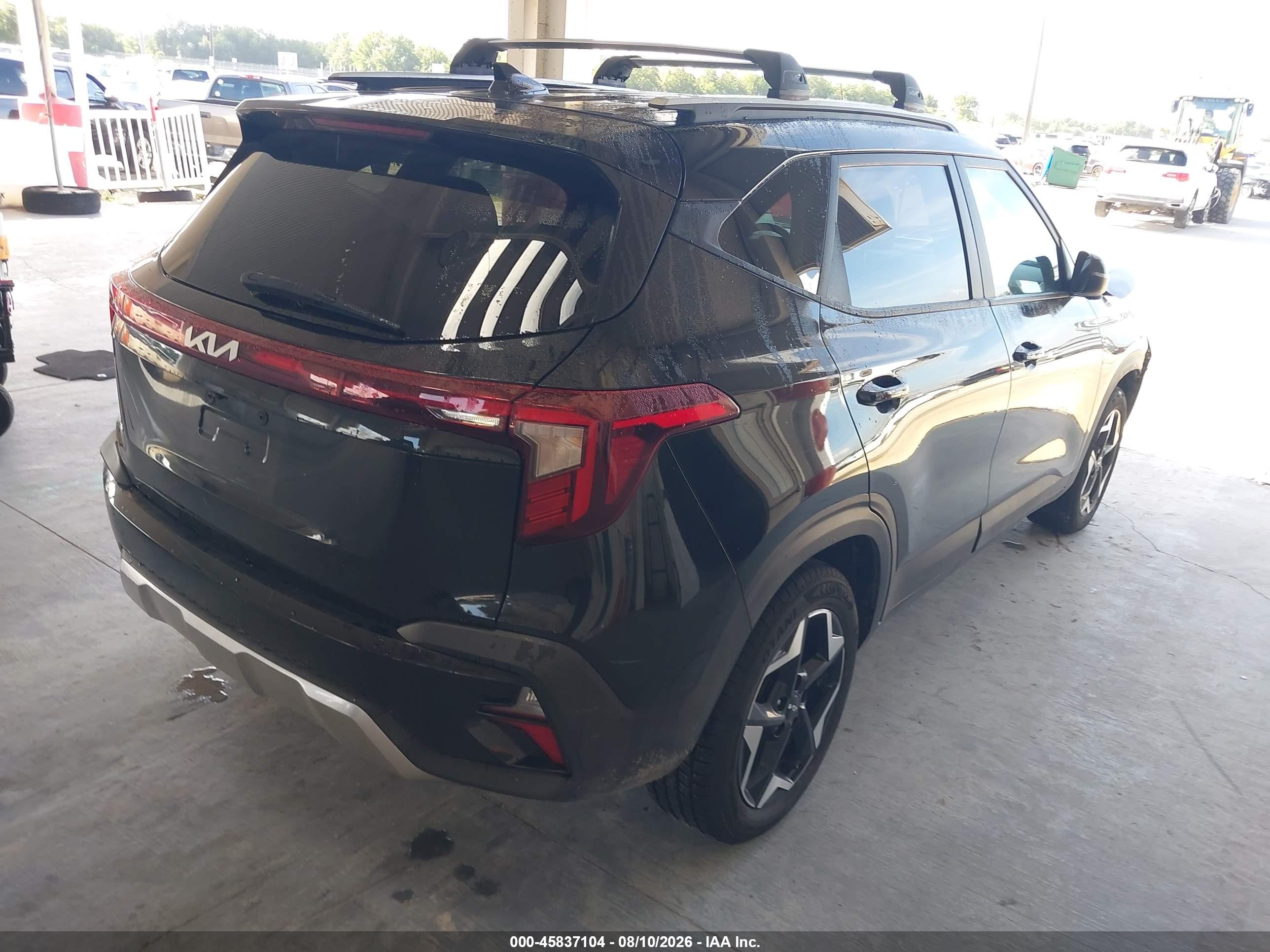 2025 Kia Seltos S Black vin: KNDEU2AA6S7801328