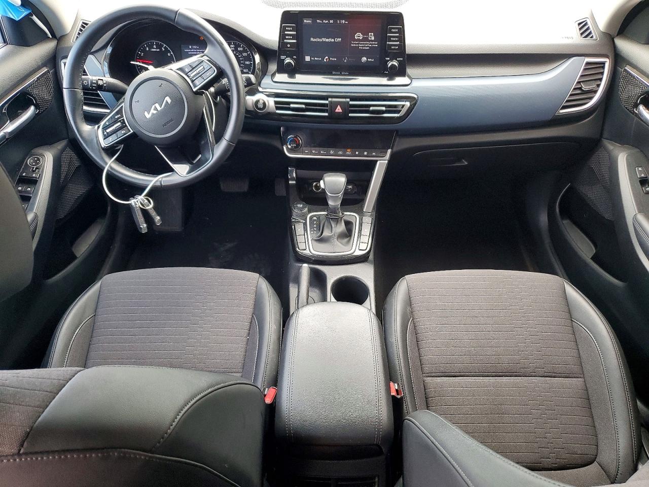 2023 Kia Seltos S Black vin: KNDEUCAA2P7457915