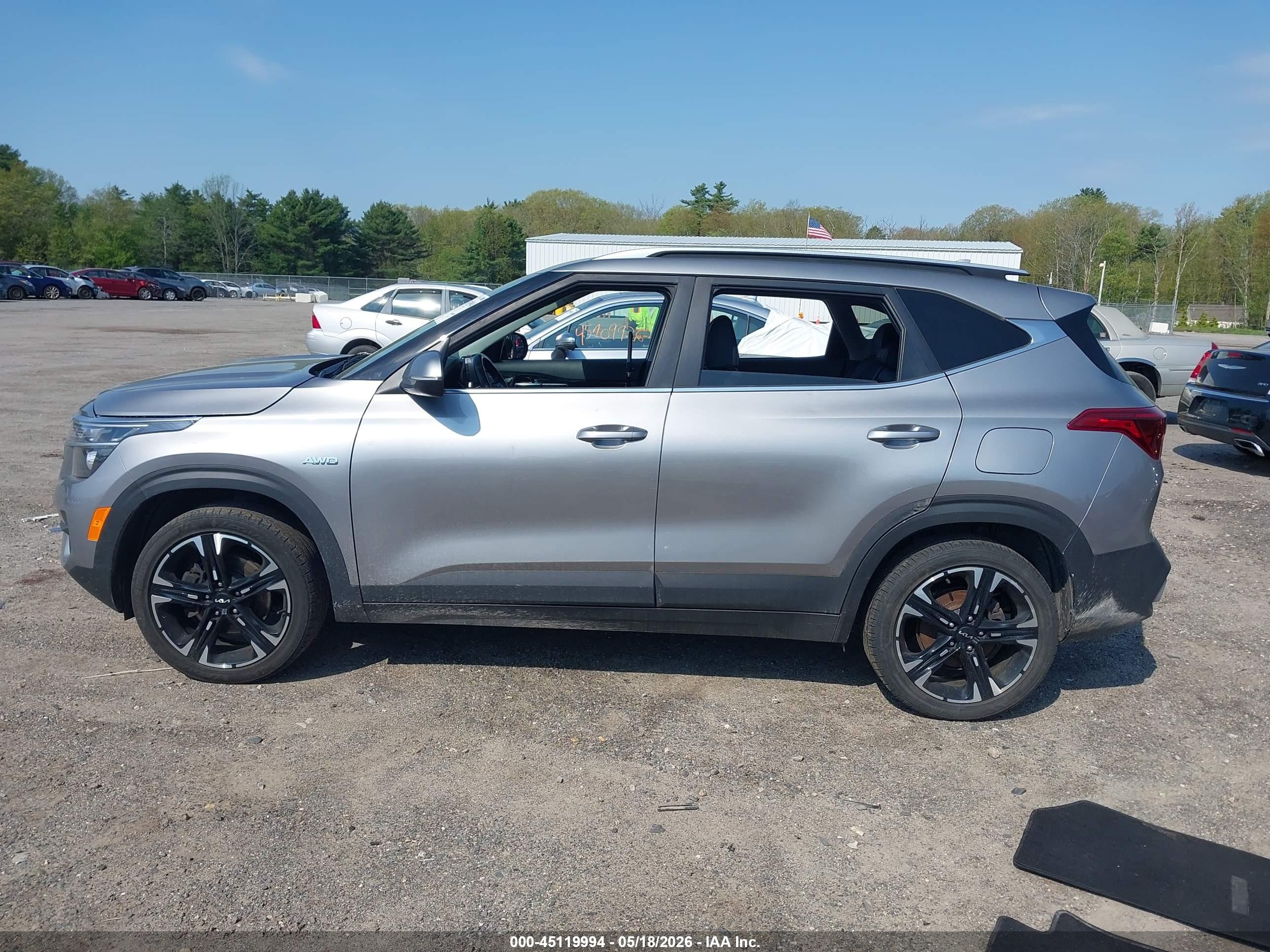 2021 Kia Seltos S Серый vin: KNDEUCAA7M7166239