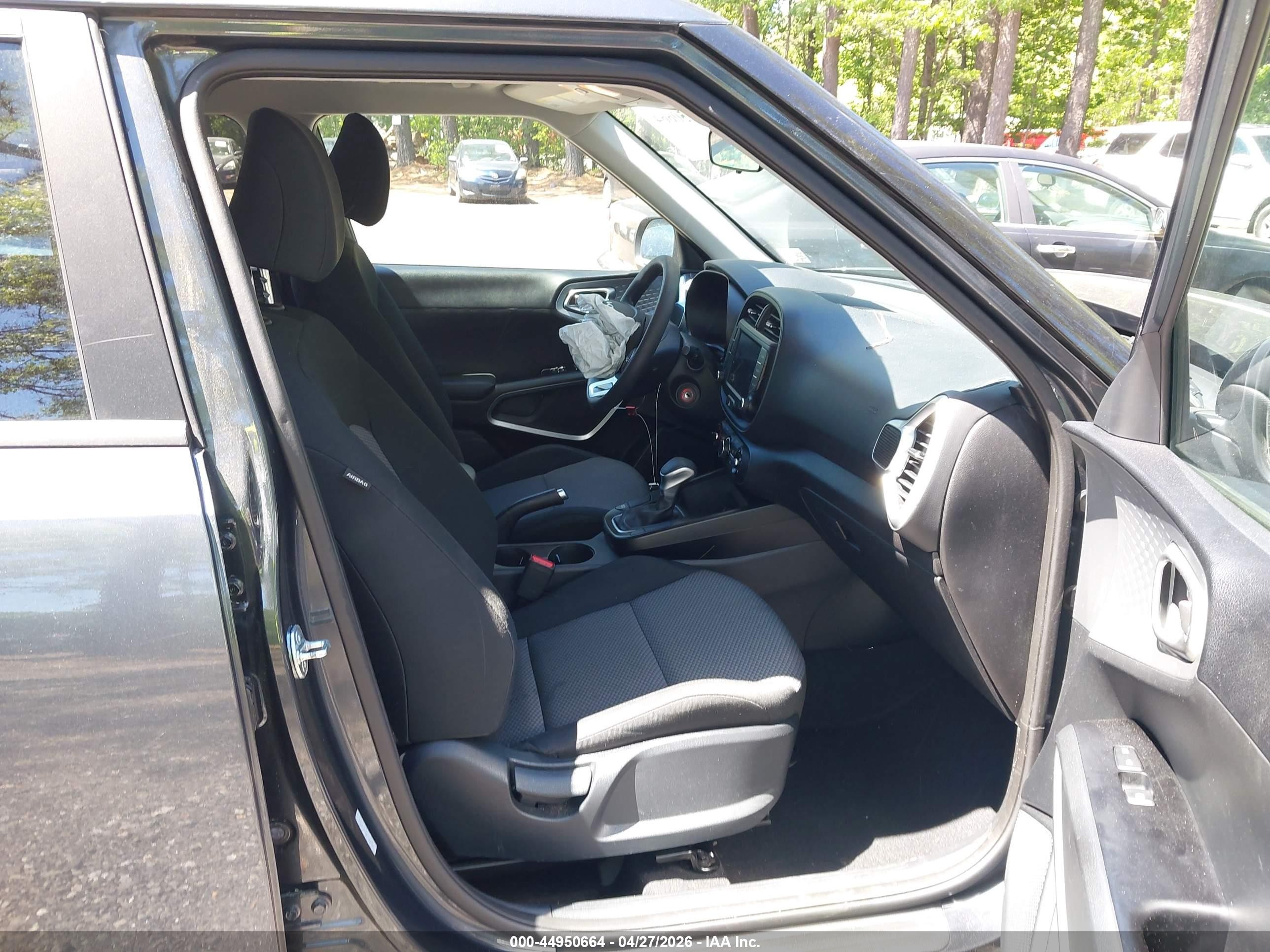 2024 Kia Soul Lx Серый vin: KNDJ23AU0R7240381