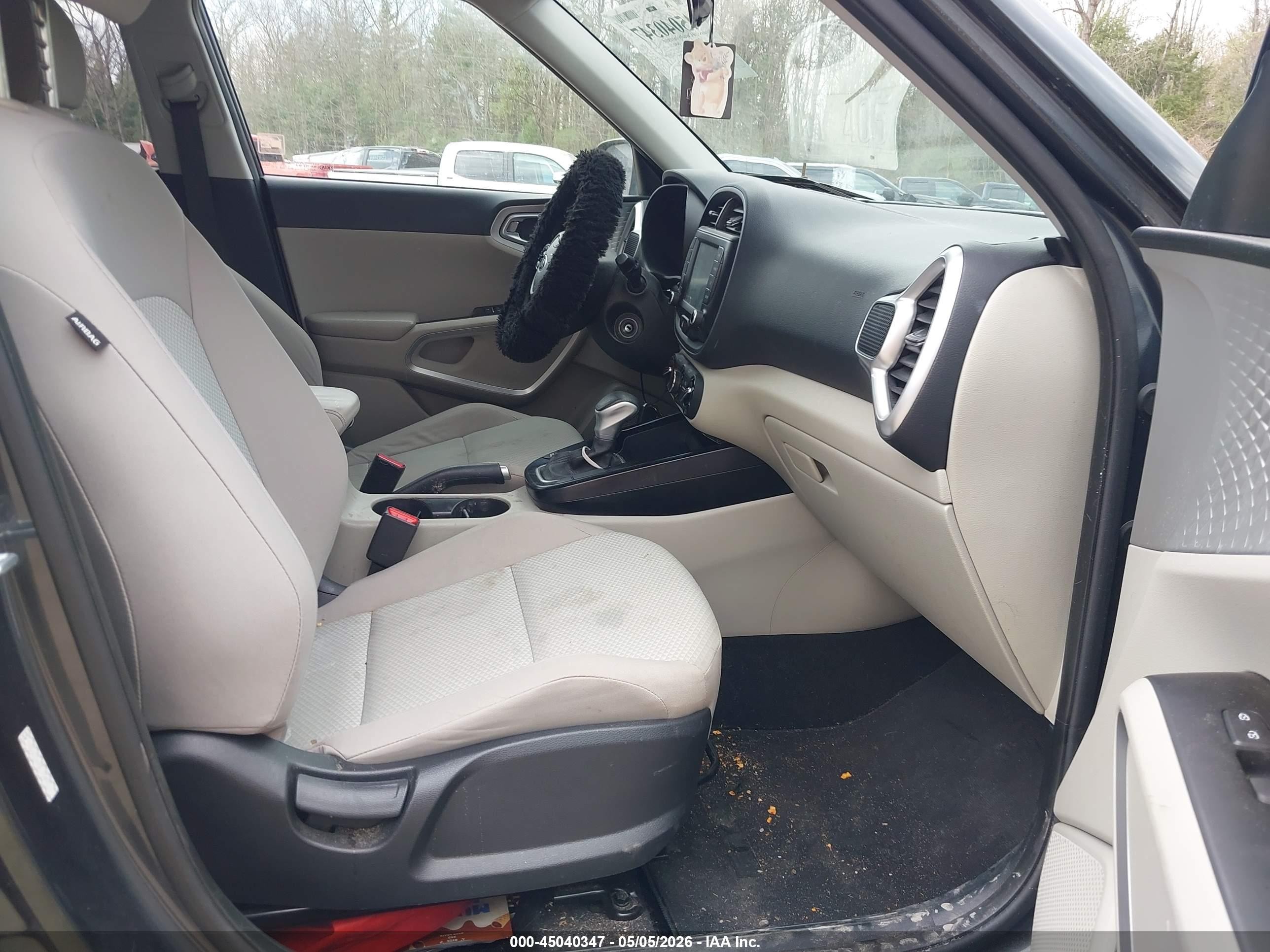 2020 Kia Soul Lx Серый vin: KNDJ23AU2L7109511