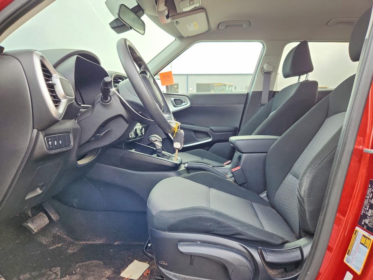2023 Kia Soul Lx Burgundy vin: KNDJ23AU2P7874918