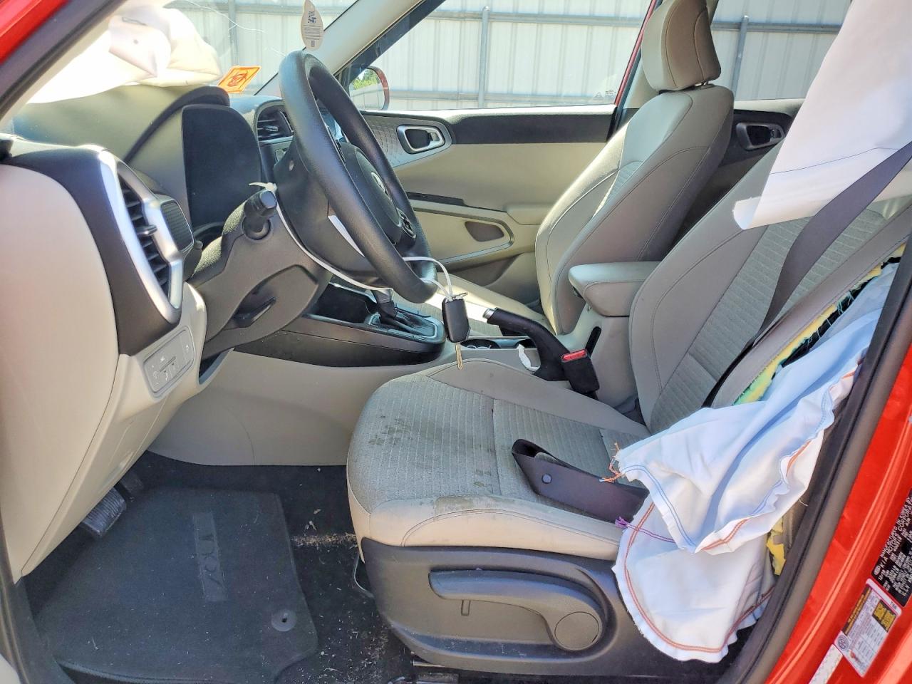 2020 Kia Soul S Красный vin: KNDJ23AU4L7005098