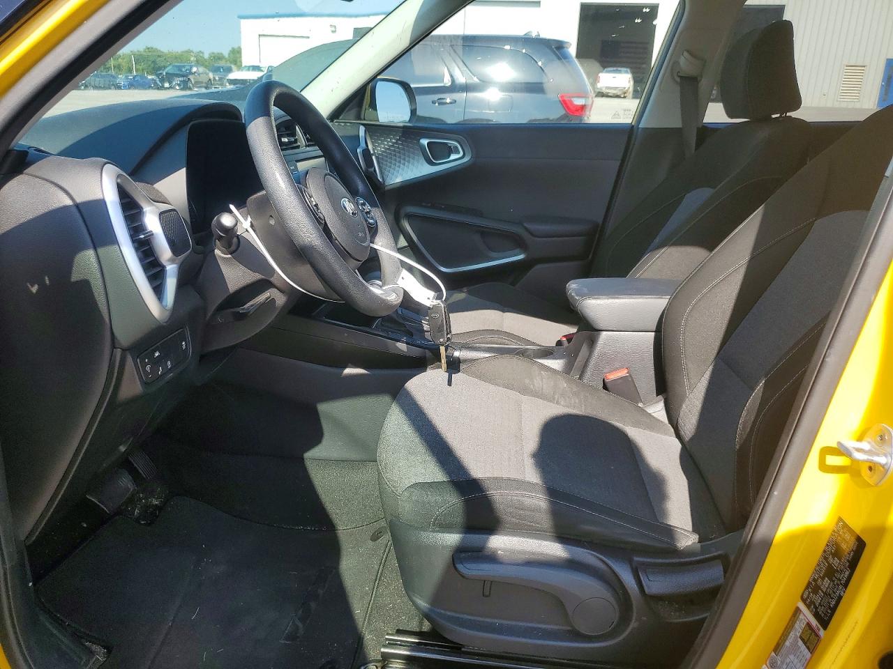 2020 Kia Soul S Желтый vin: KNDJ23AU4L7049862