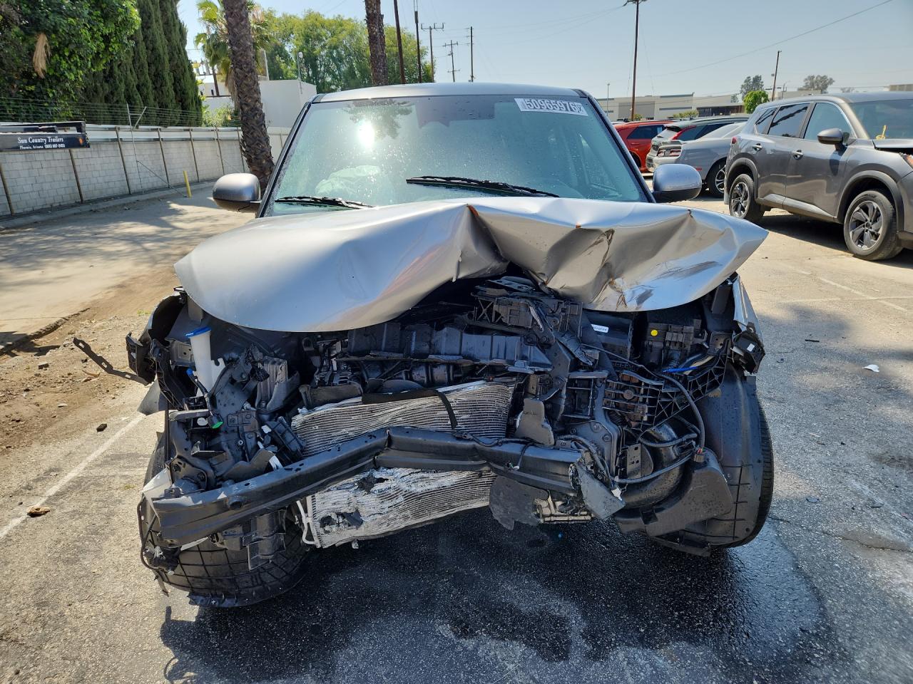 2025 Kia Soul S Silver vin: KNDJ23AU4S7943892 Damage: Windshield, Broken, Replacement Required