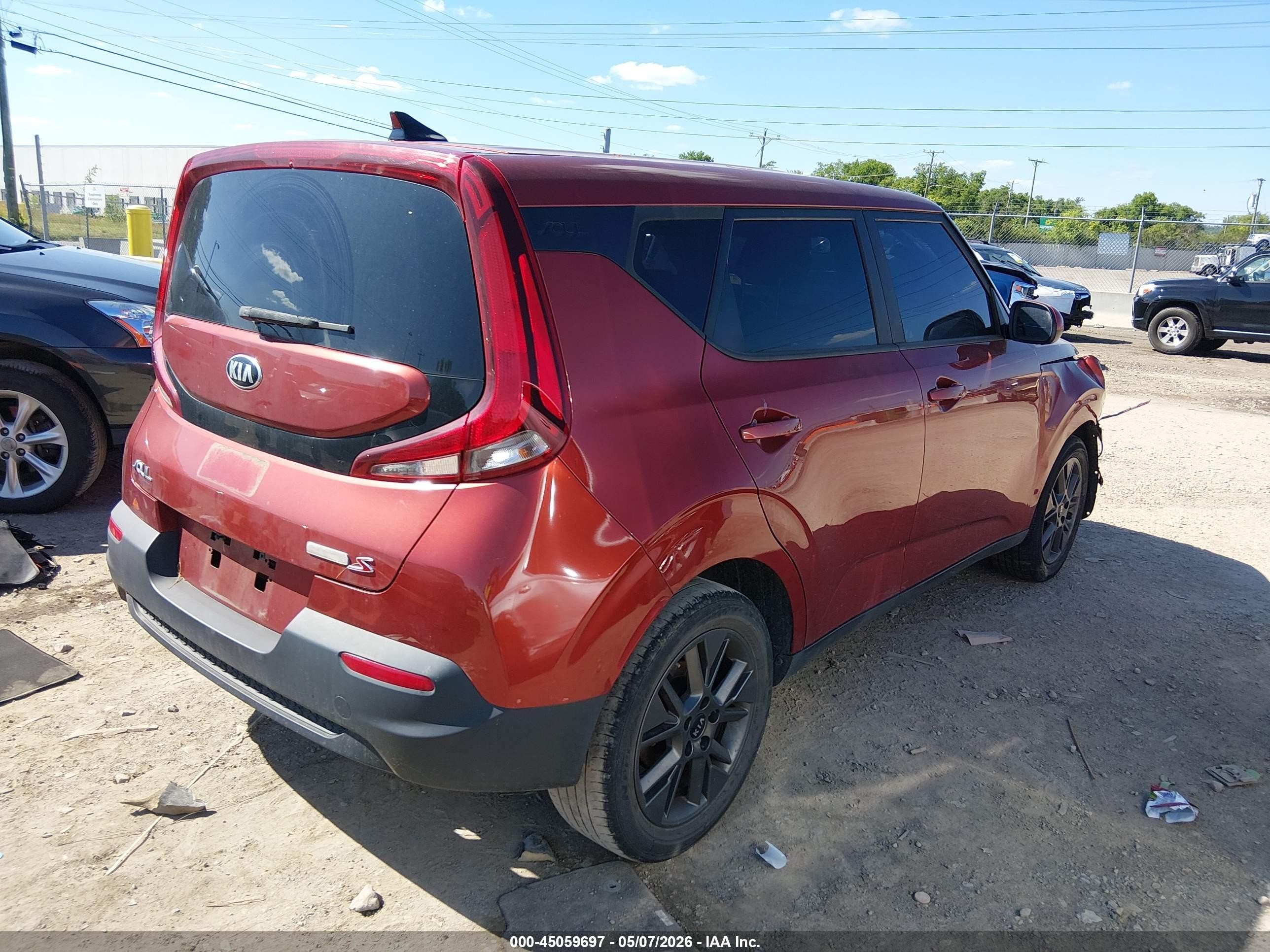 2021 Kia Soul S Orange vin: KNDJ23AU8M7795085