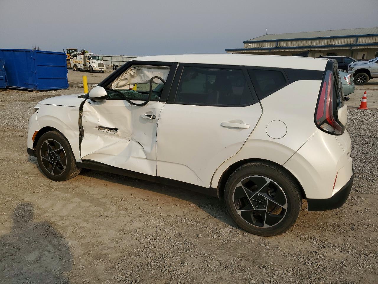 2023 Kia Soul Ex White vin: KNDJ33AU2P7881817
