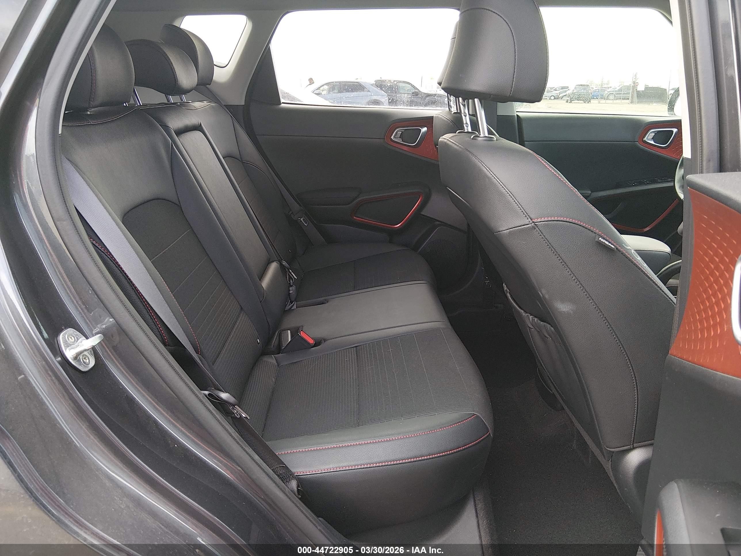 2022 Kia Soul Turbo Silver vin: KNDJ53AF2N7805443