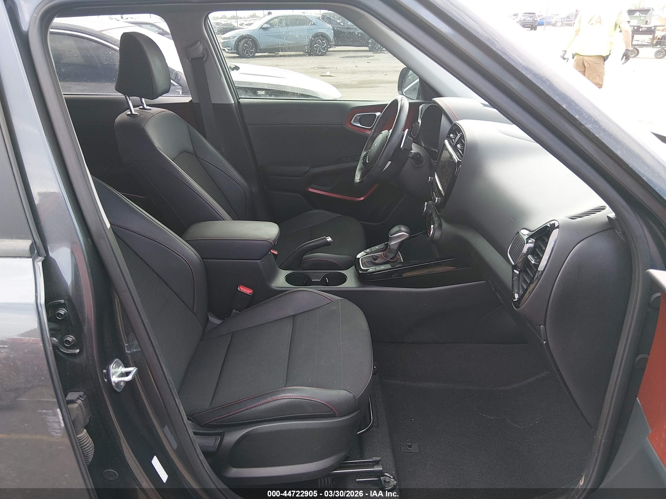 2022 Kia Soul Turbo Silver vin: KNDJ53AF2N7805443