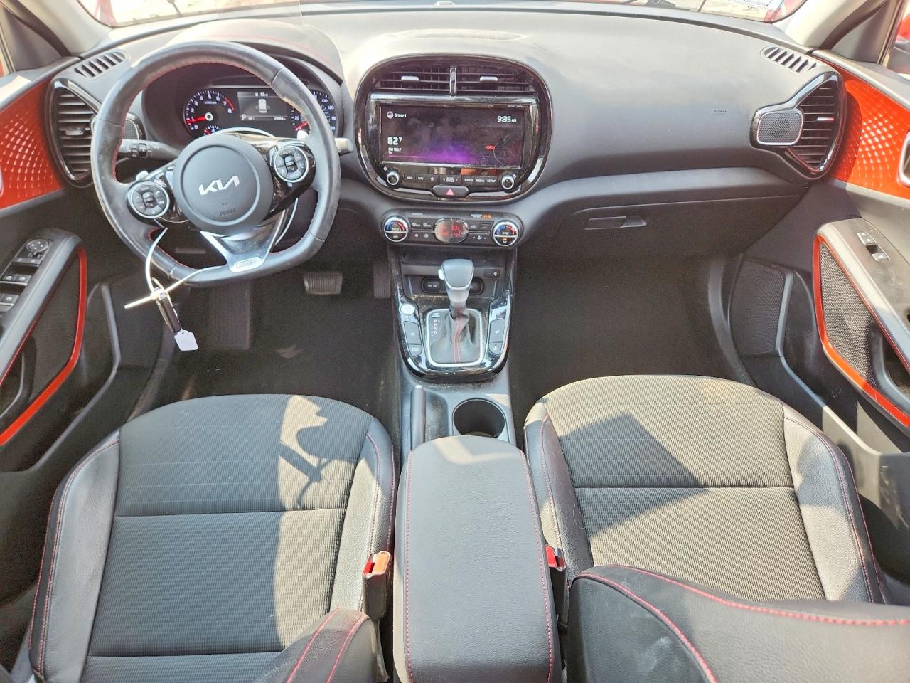 2022 Kia Soul Gt-line Turbo Red vin: KNDJ53AF6N7155323