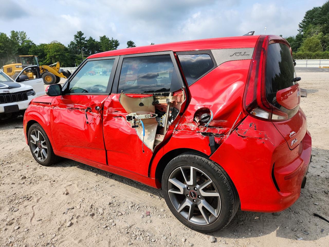2022 Kia Soul Gt-line Turbo Red vin: KNDJ53AF6N7155323