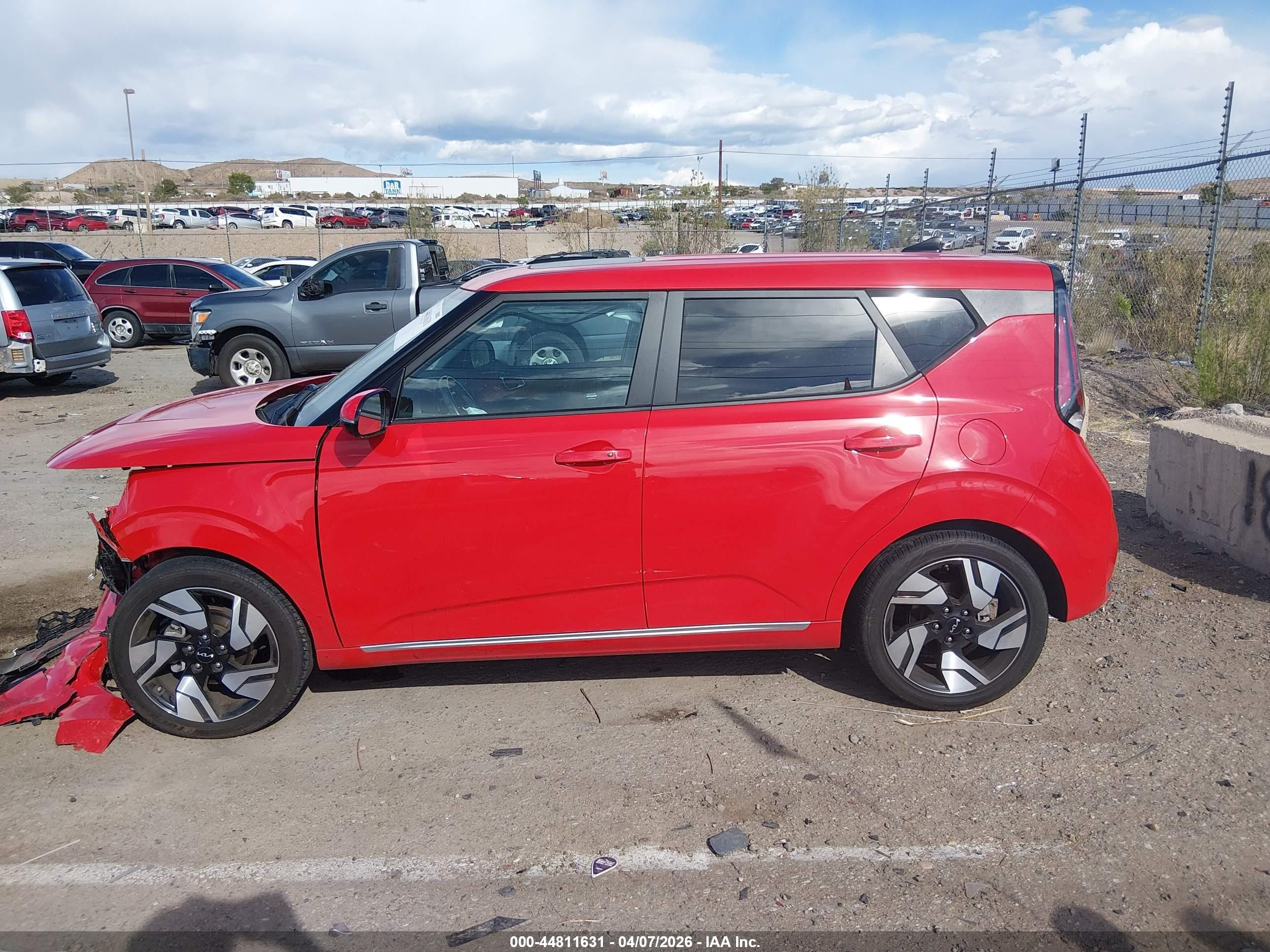 2024 Kia Soul Gt-line Red vin: KNDJ53AU9R7223280