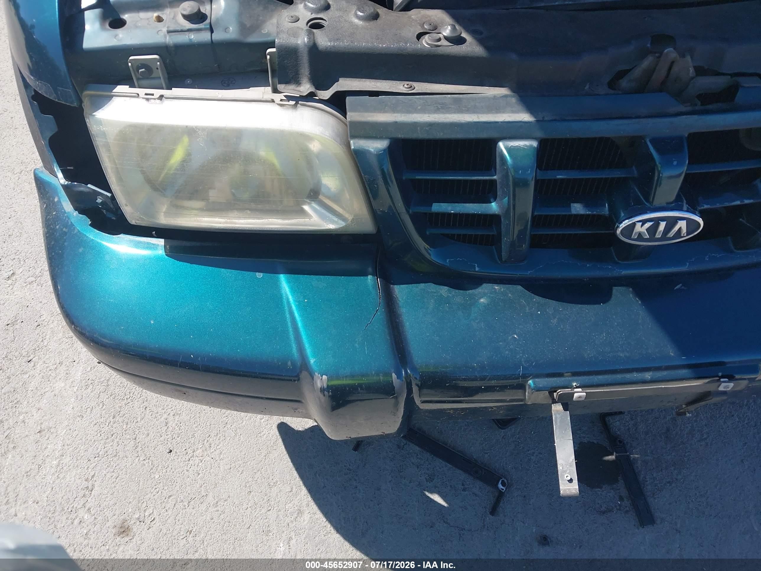 2001 Kia Sportage   Green vin: KNDJB623015705491