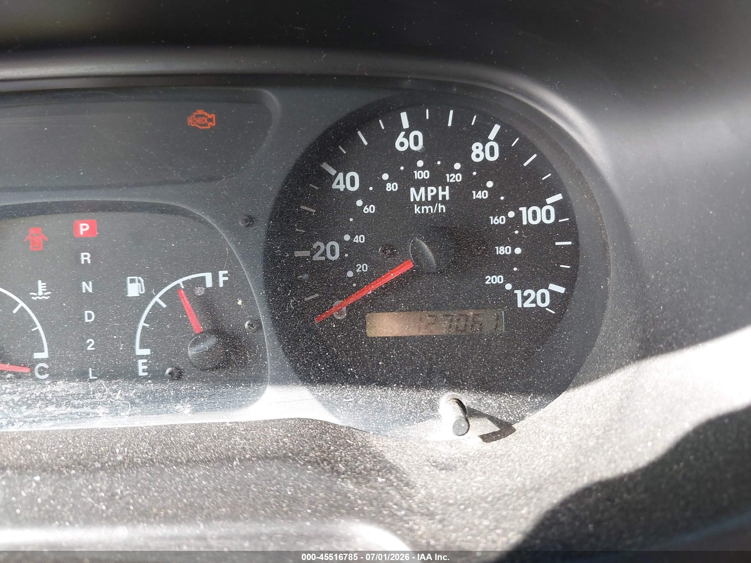 2002 Kia Sportage   White vin: KNDJB723425172942