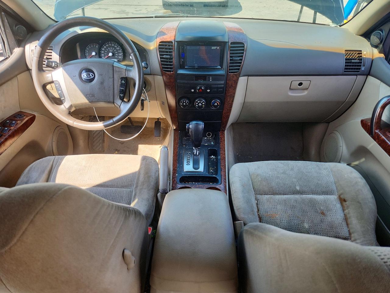 2004 Kia Sorento Lx Черный vin: KNDJC733145267666