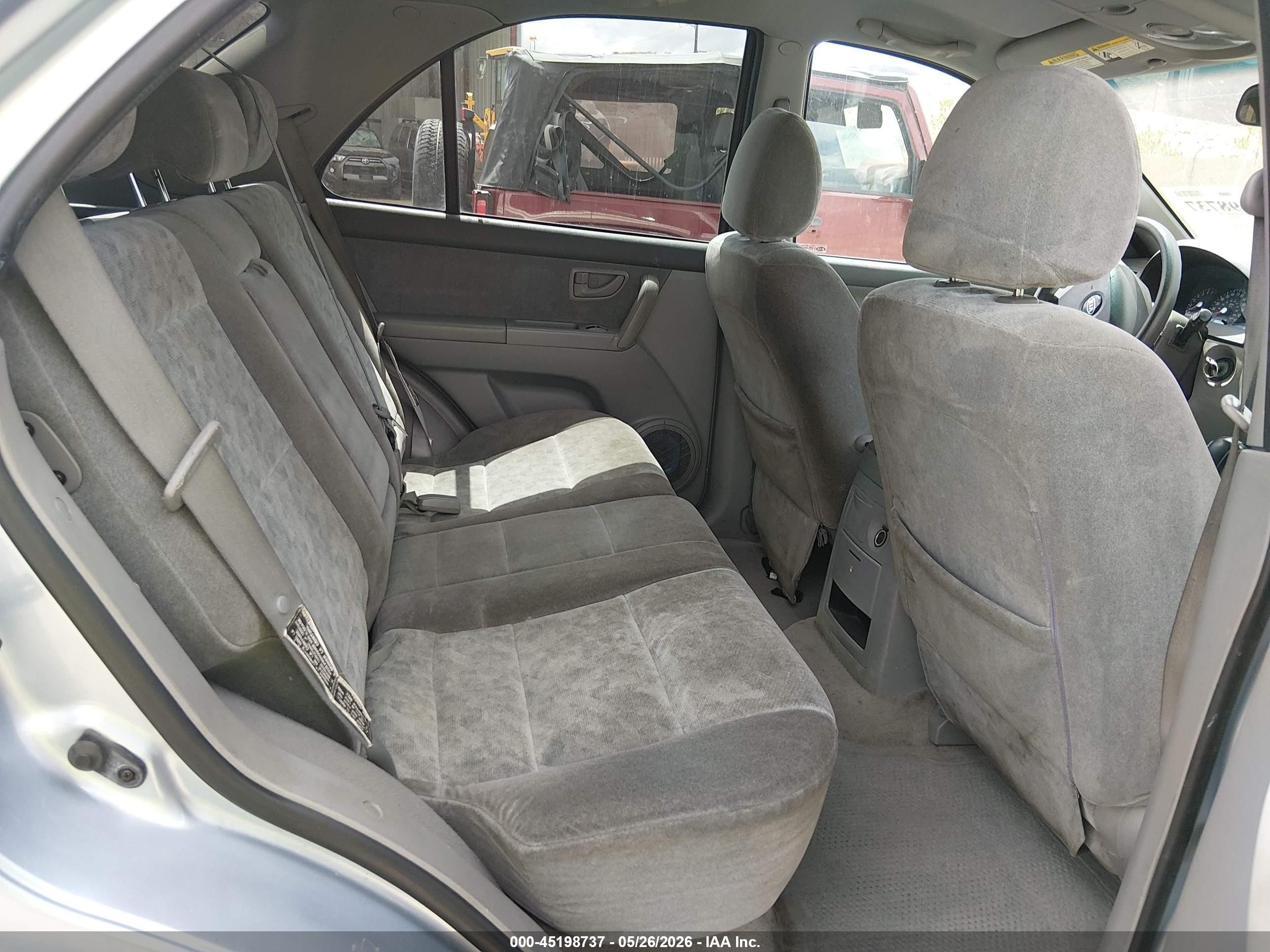 2005 Kia Sorento Ex/lx Silver vin: KNDJC733355450004