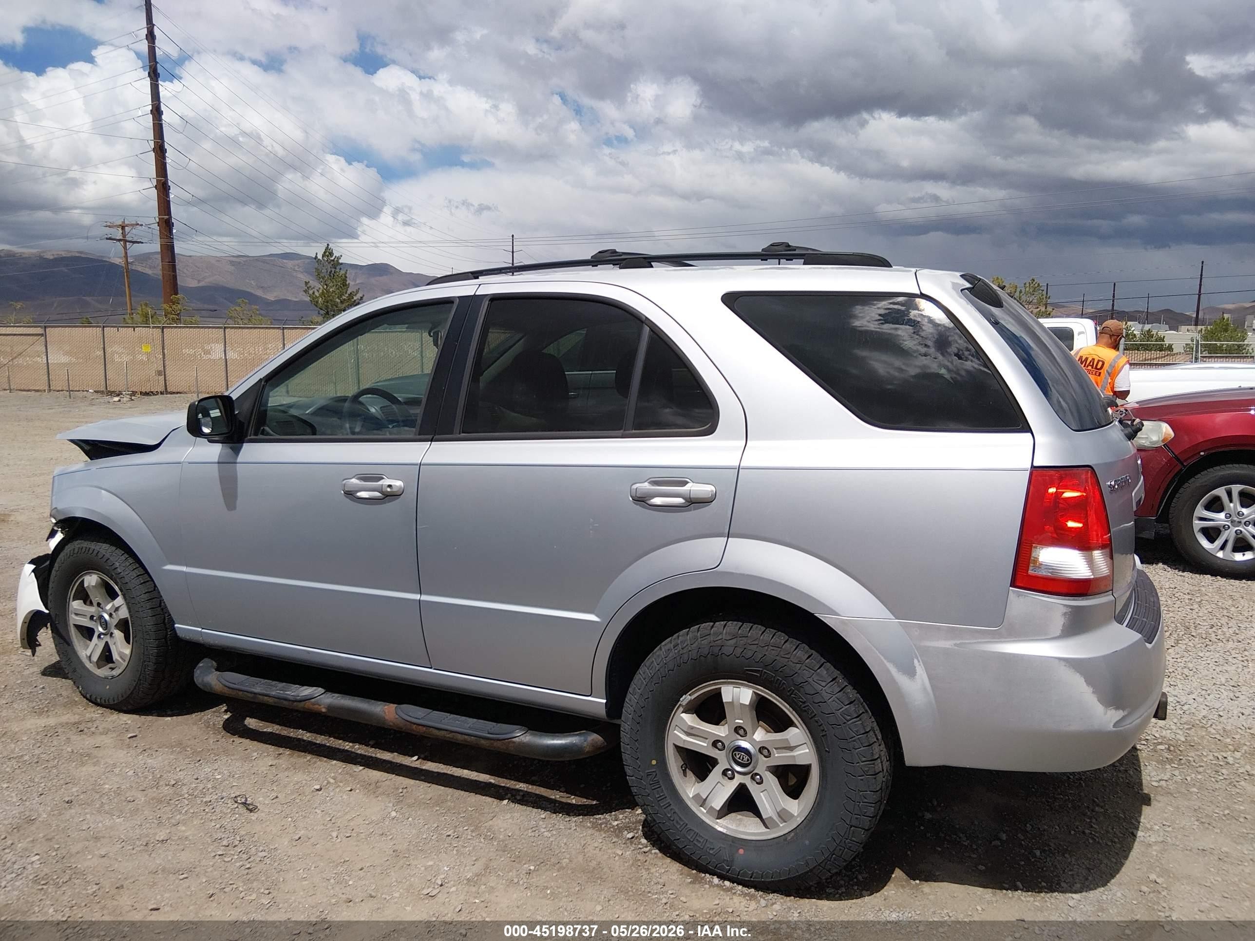 2005 Kia Sorento Ex/lx Silver vin: KNDJC733355450004