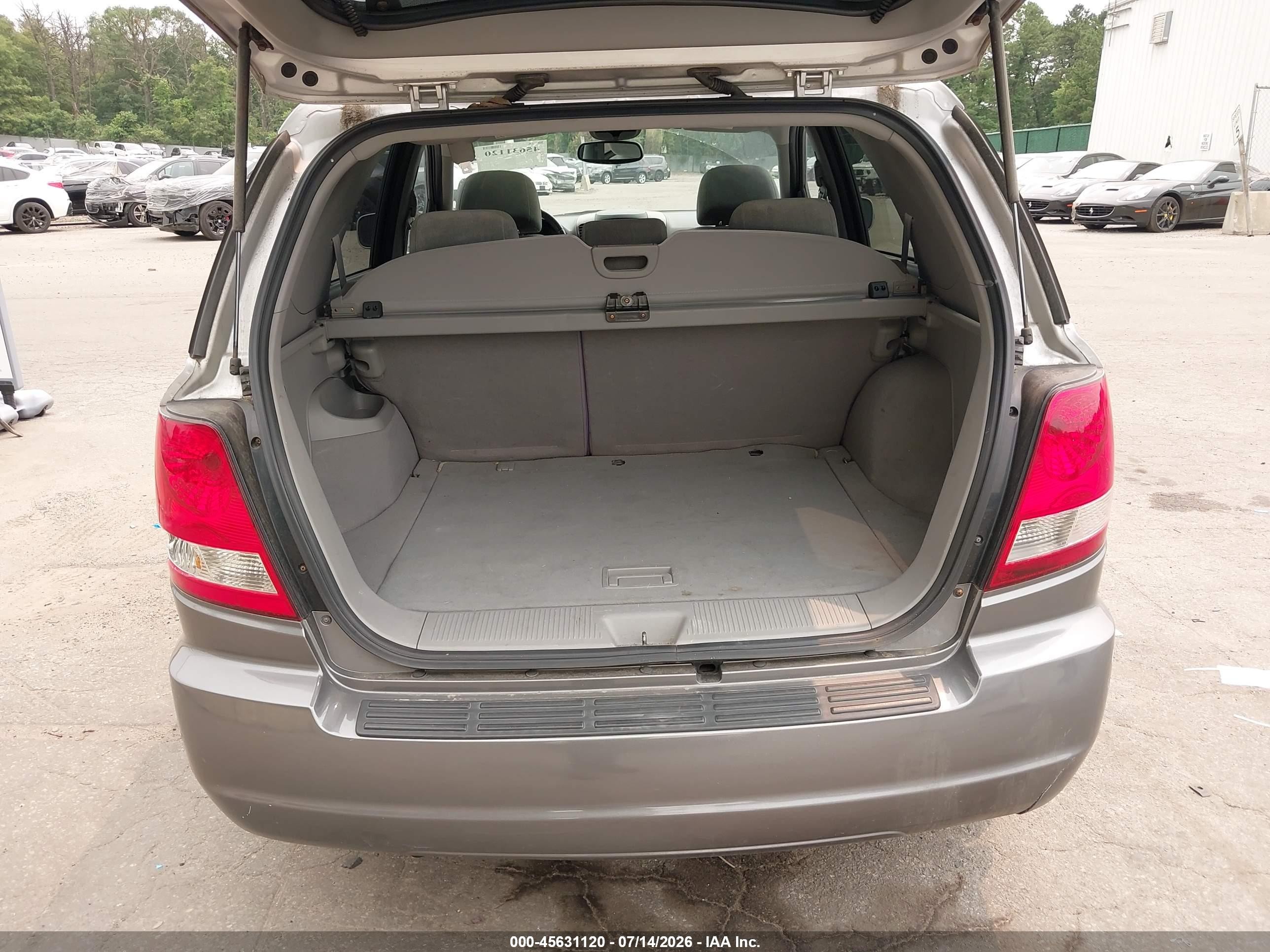2006 Kia Sorento Ex/lx Silver vin: KNDJC733365643884