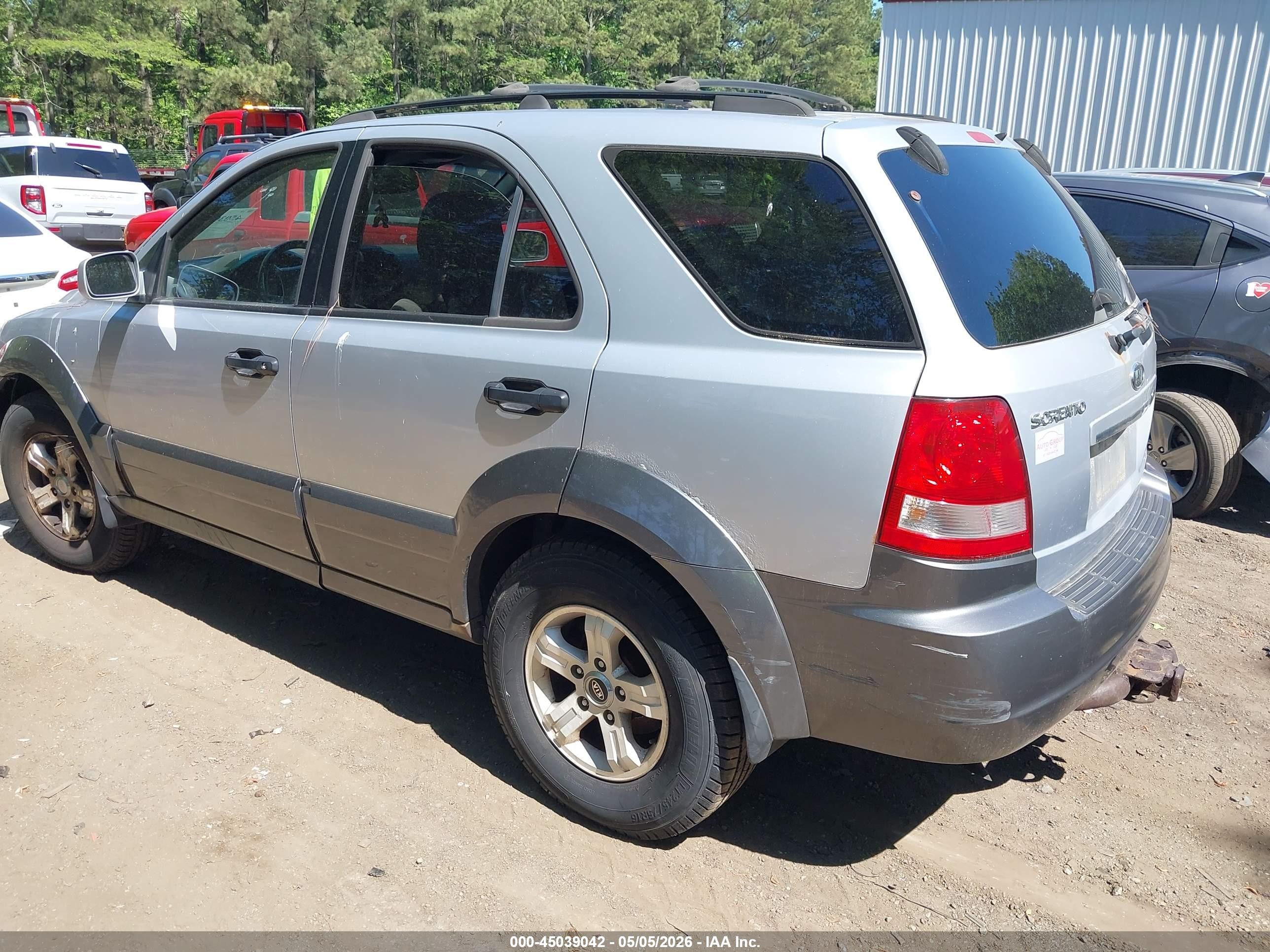 2006 Kia Sorento Ex/lx Silver vin: KNDJC733365657400