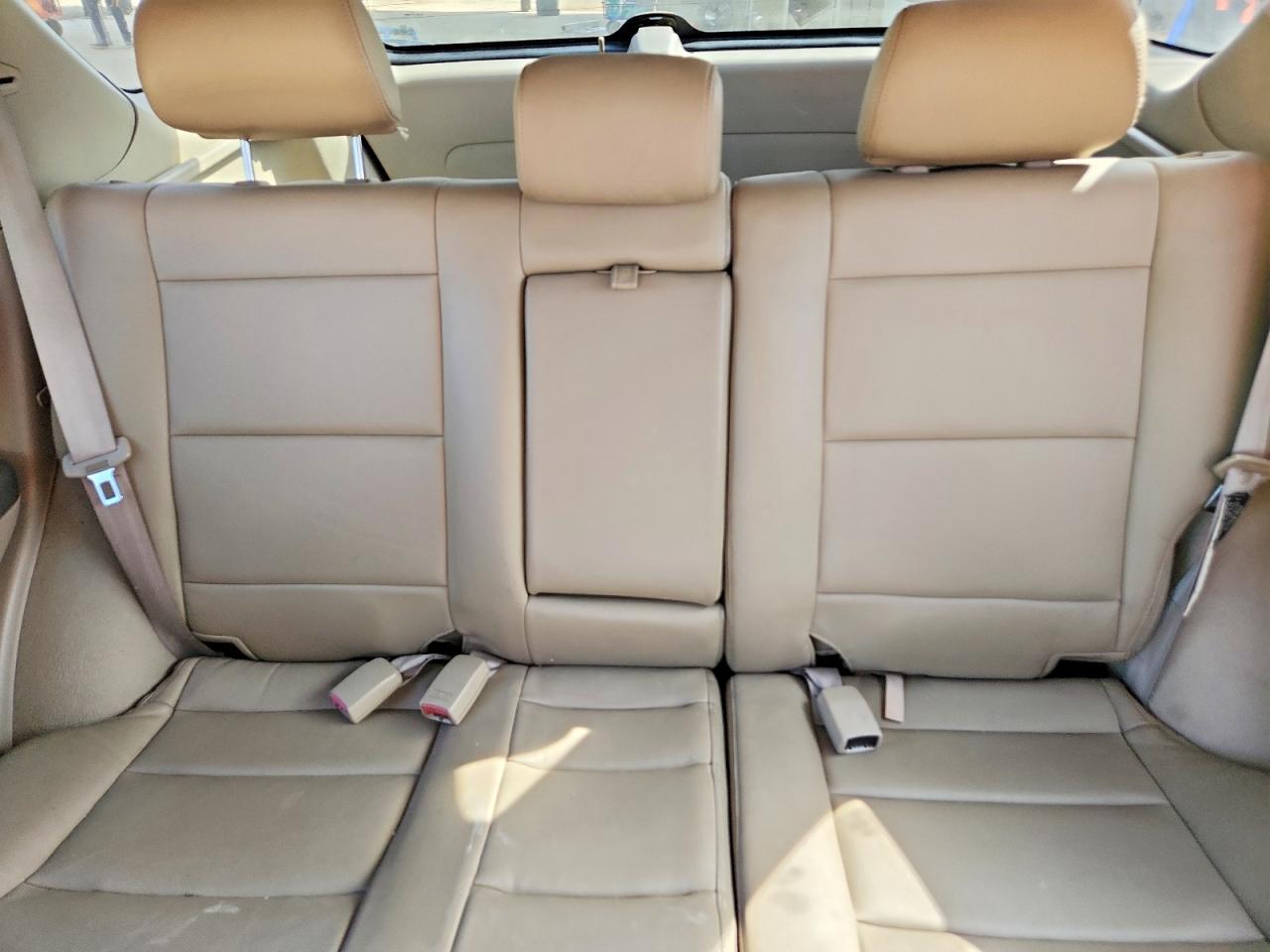 2003 Kia Sorento Lx Red vin: KNDJC733435118845