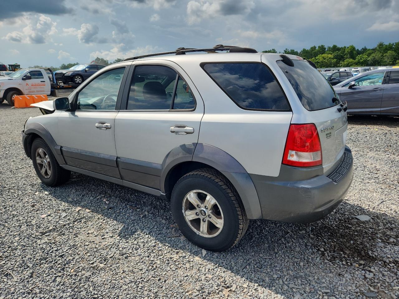 2004 Kia Sorento Ex Silver vin: KNDJC733545230913
