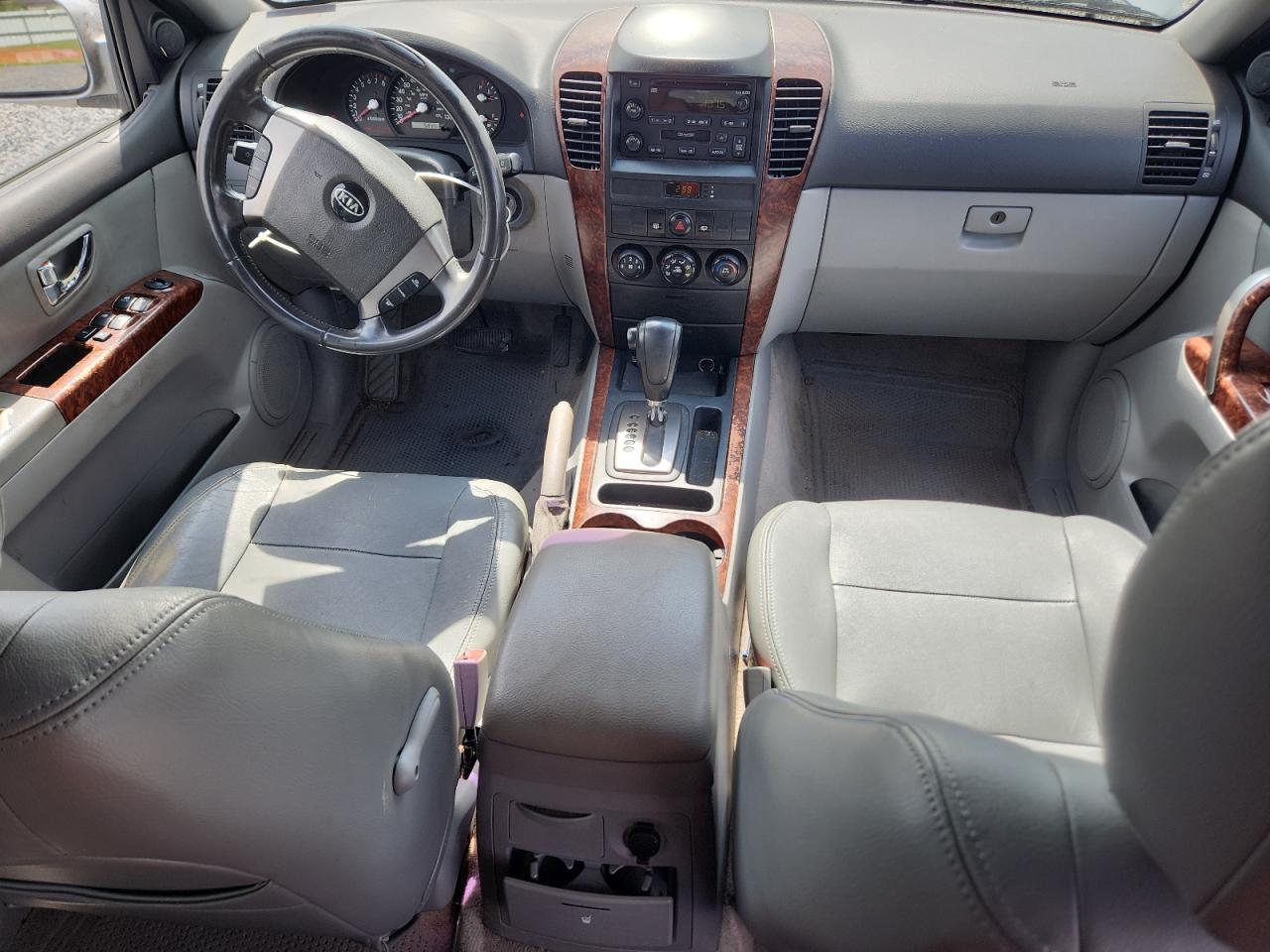 2004 Kia Sorento Ex Silver vin: KNDJC733545230913