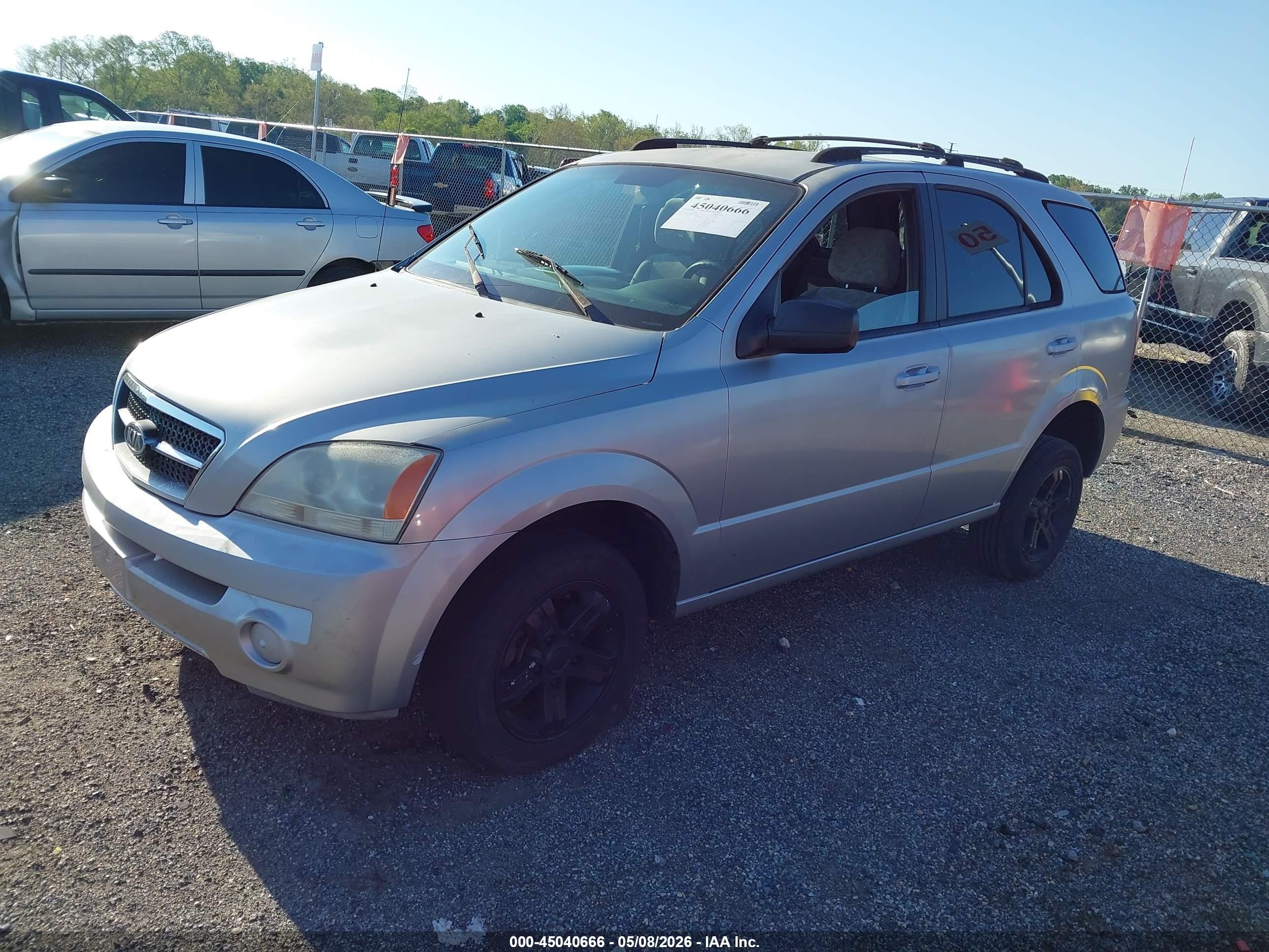 2004 Kia Sorento Ex/lx Silver vin: KNDJC733545233844