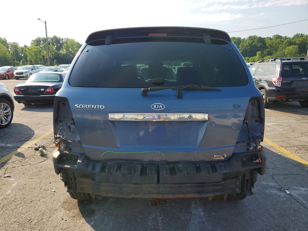 2004 Kia Sorento Lx Blue vin: KNDJC733545246299
