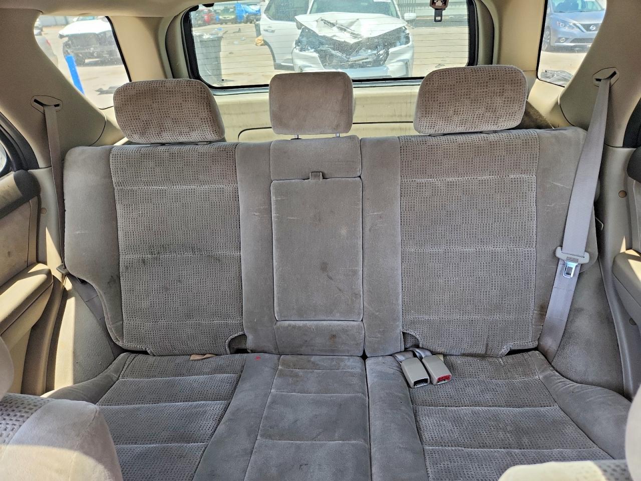 2004 Kia Sorento Lx Черный vin: KNDJC733645182161