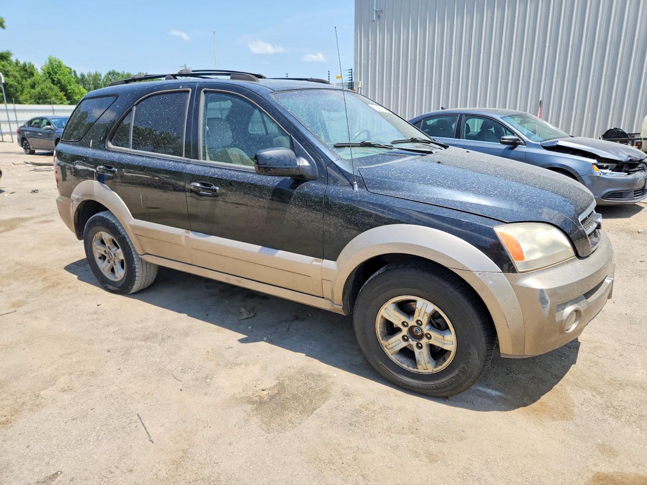 2004 Kia Sorento Lx Черный vin: KNDJC733645182161
