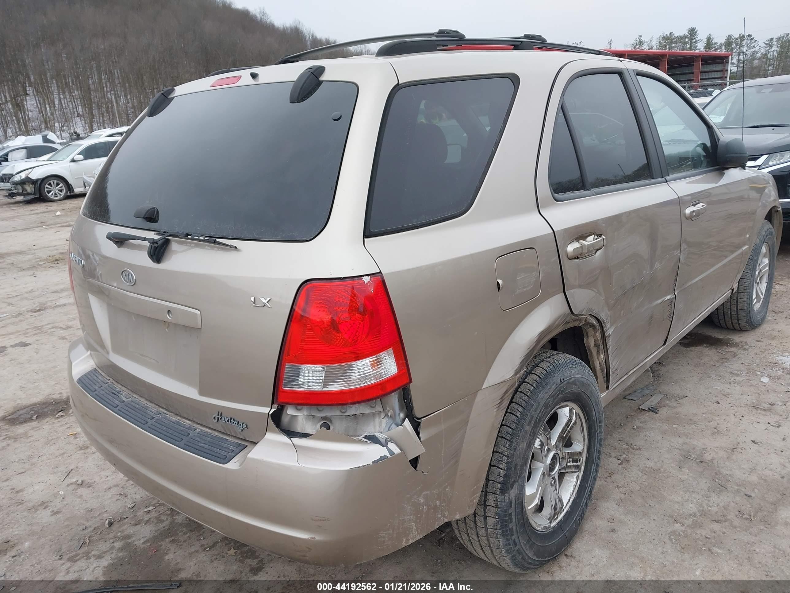 2004 Kia Sorento Ex/lx Gold vin: KNDJC733645229740