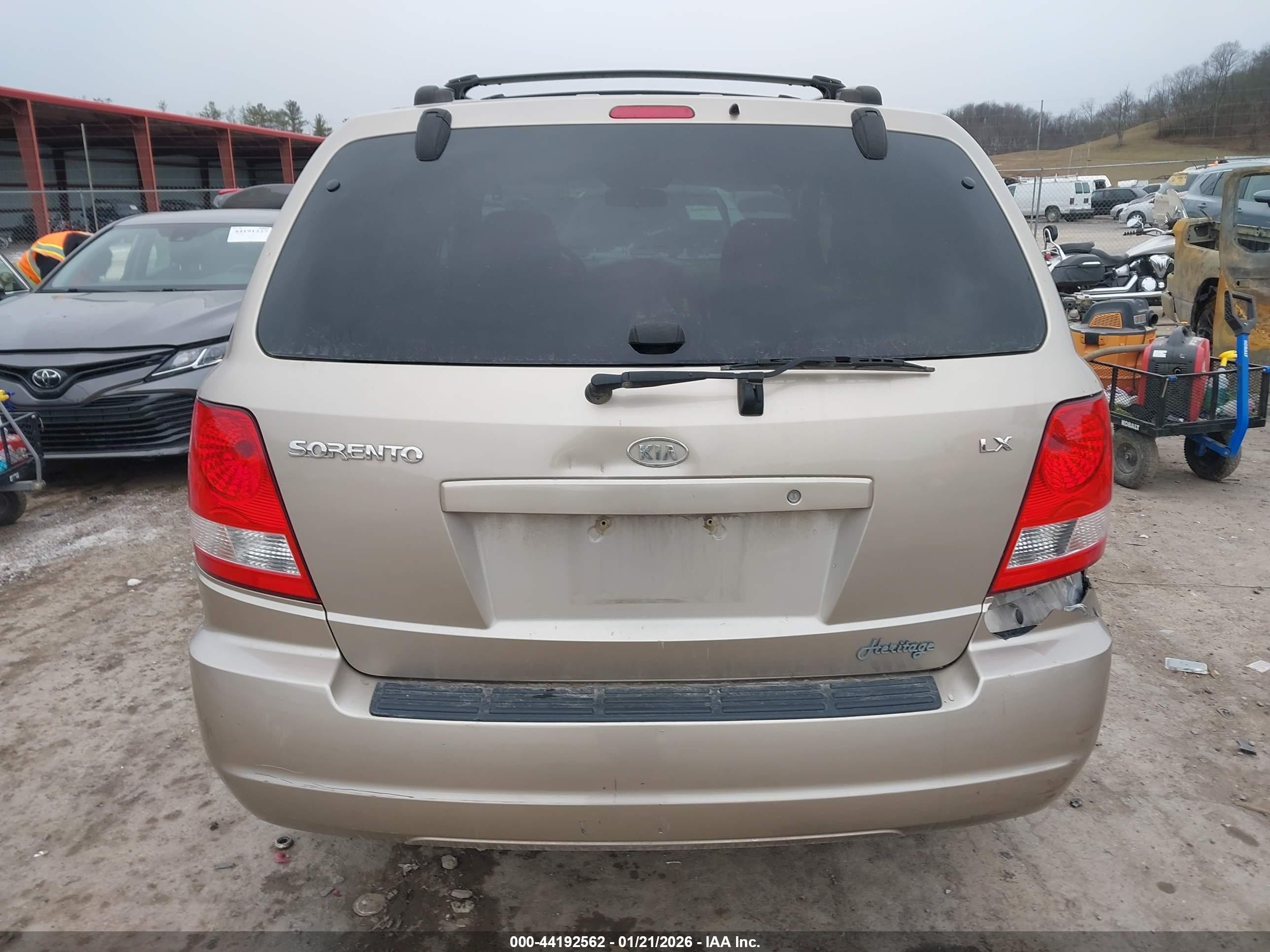 2004 Kia Sorento Ex/lx Gold vin: KNDJC733645229740