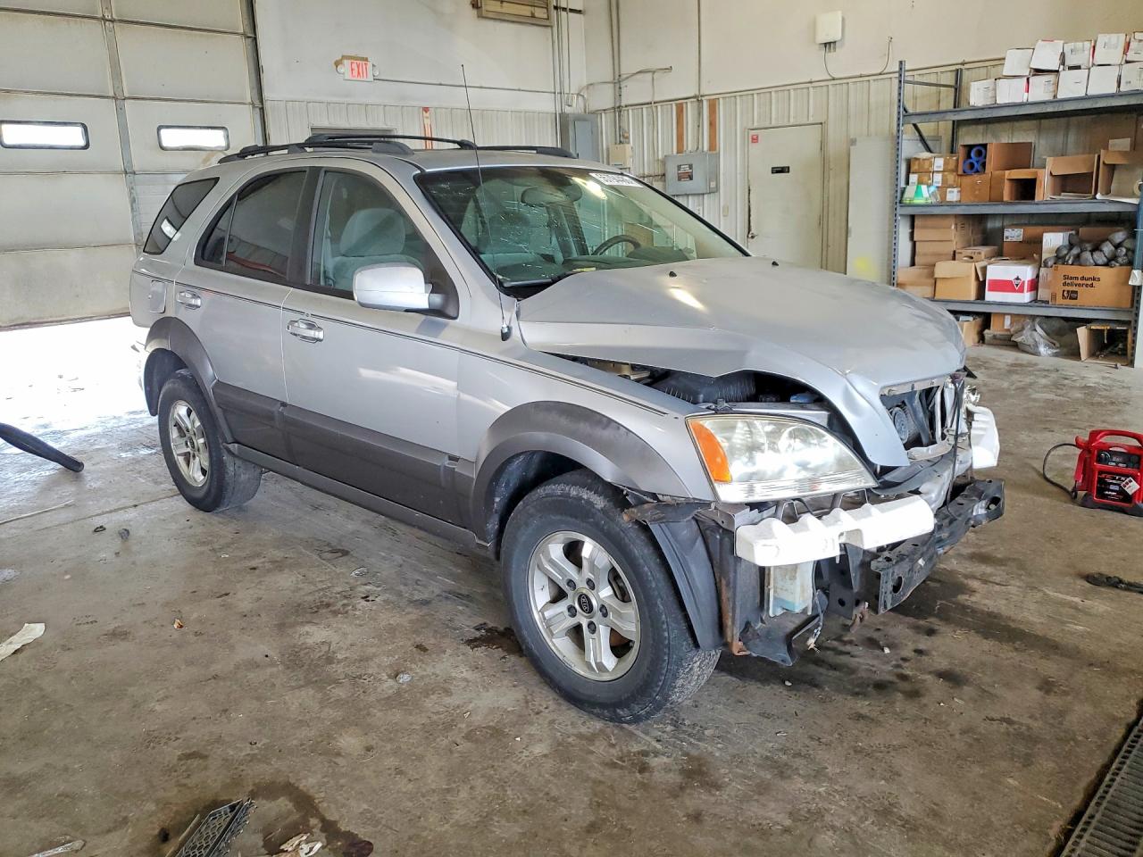 2005 Kia Sorento Gray vin: KNDJC733655383169
